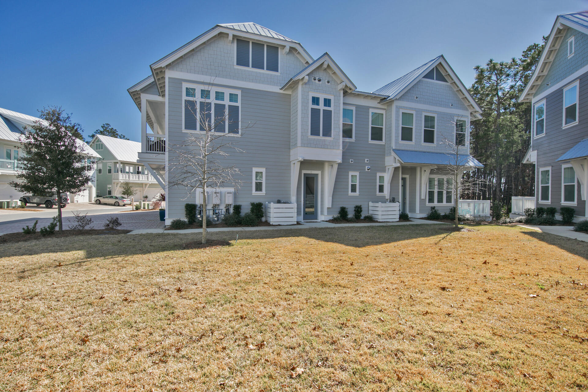 PROMINENCE - Residential