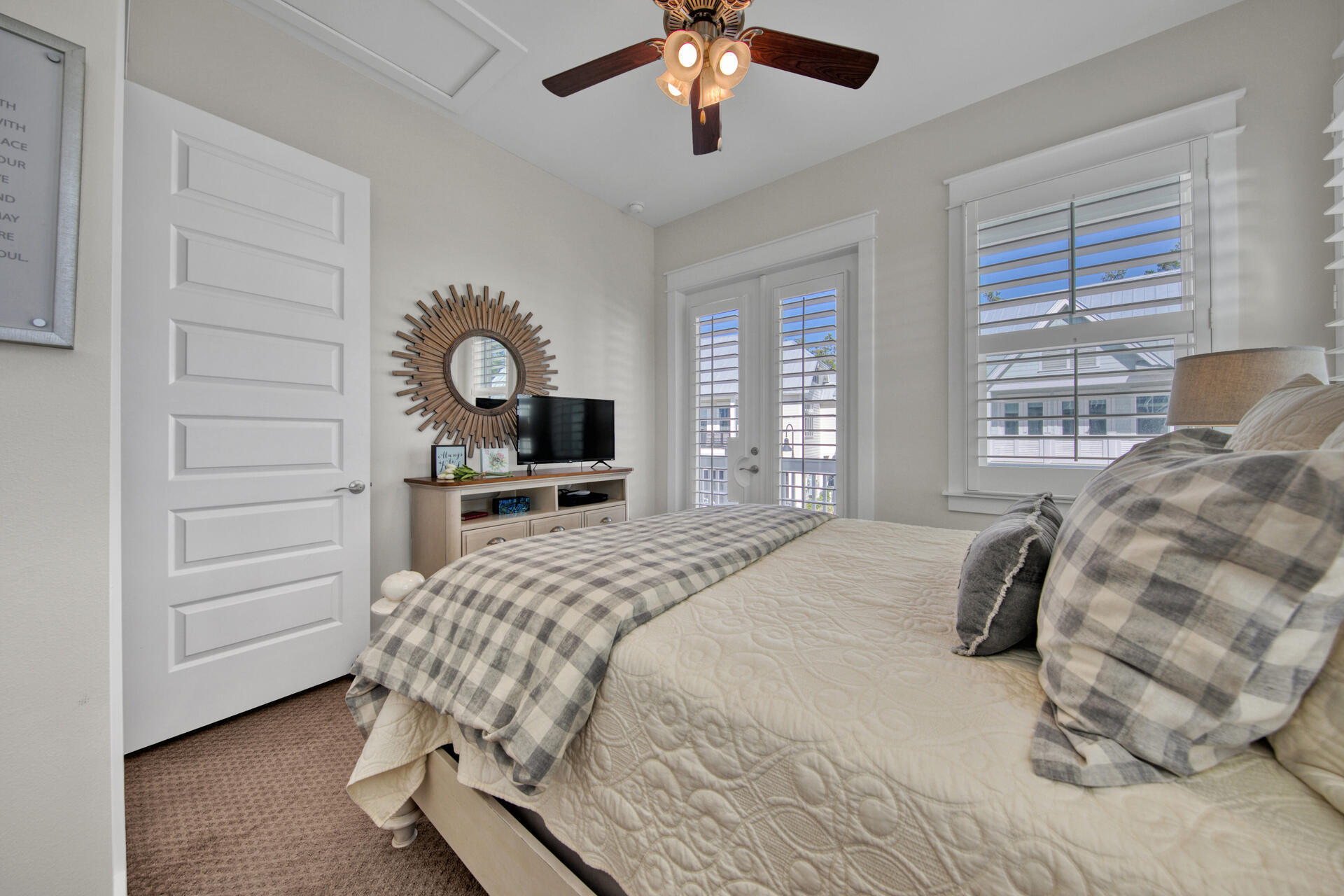 PROMINENCE - Residential