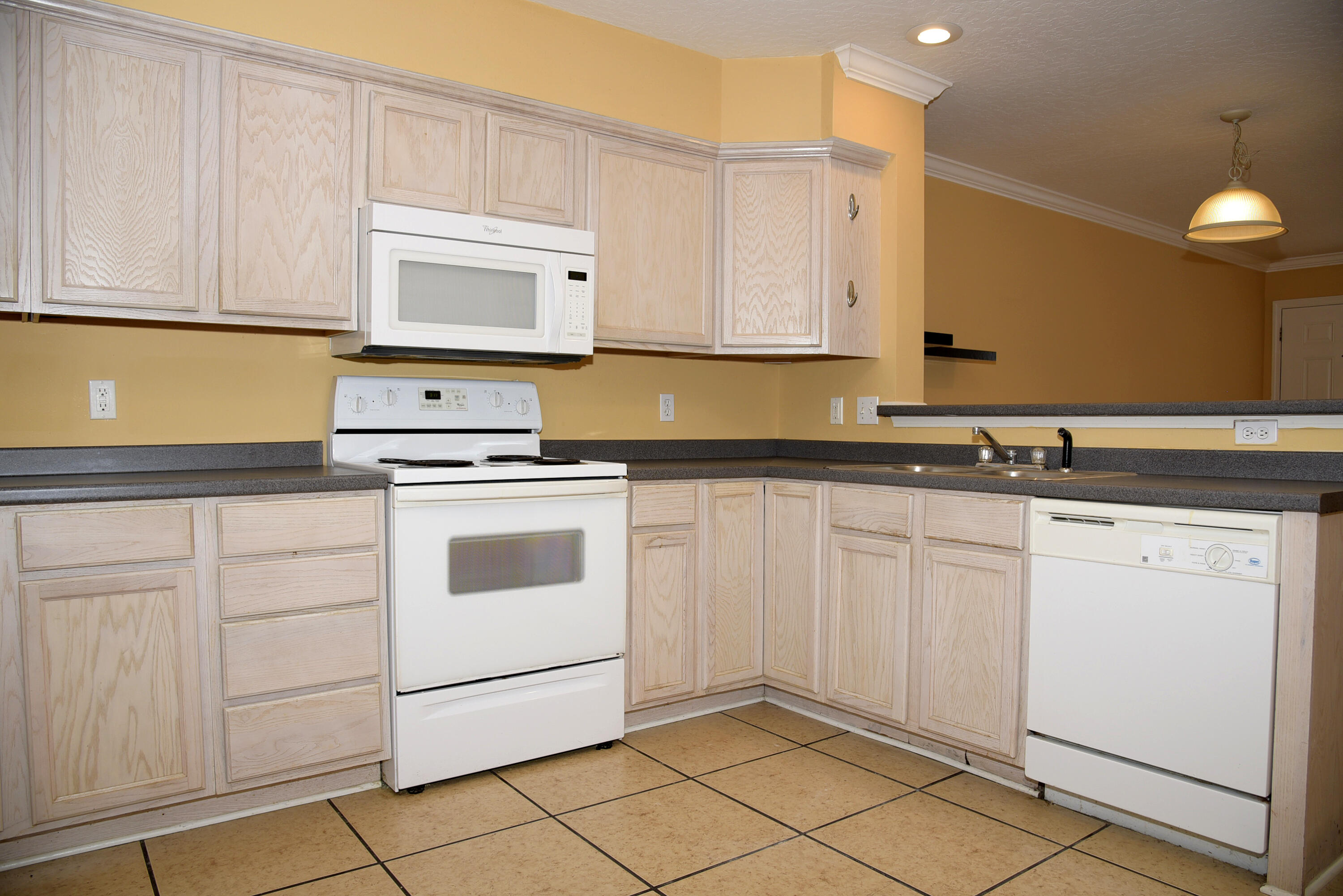 SHAY-LIN T/H - Residential Lease