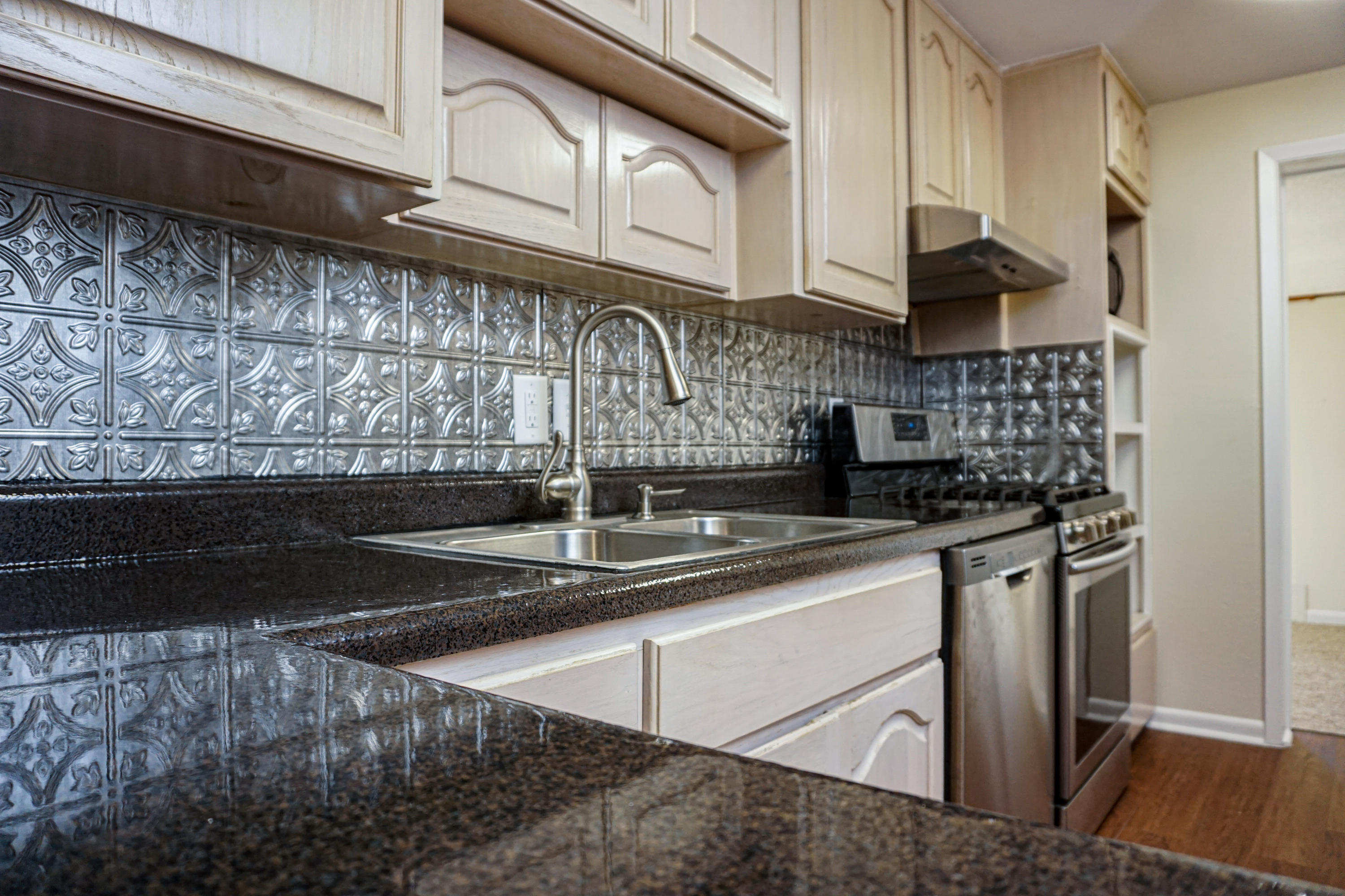 SO RANG 24 (242000.00) - Residential