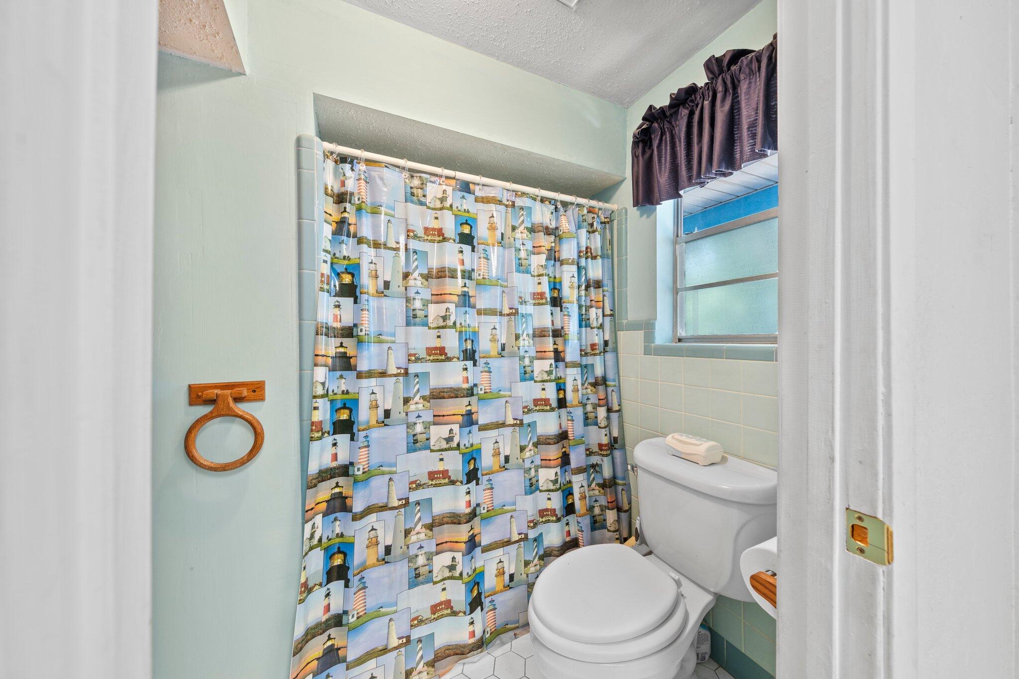 GREY MOSS POINT - Residential