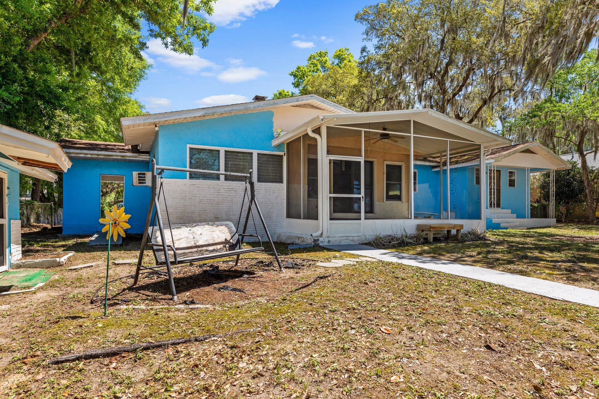 GREY MOSS POINT - Residential