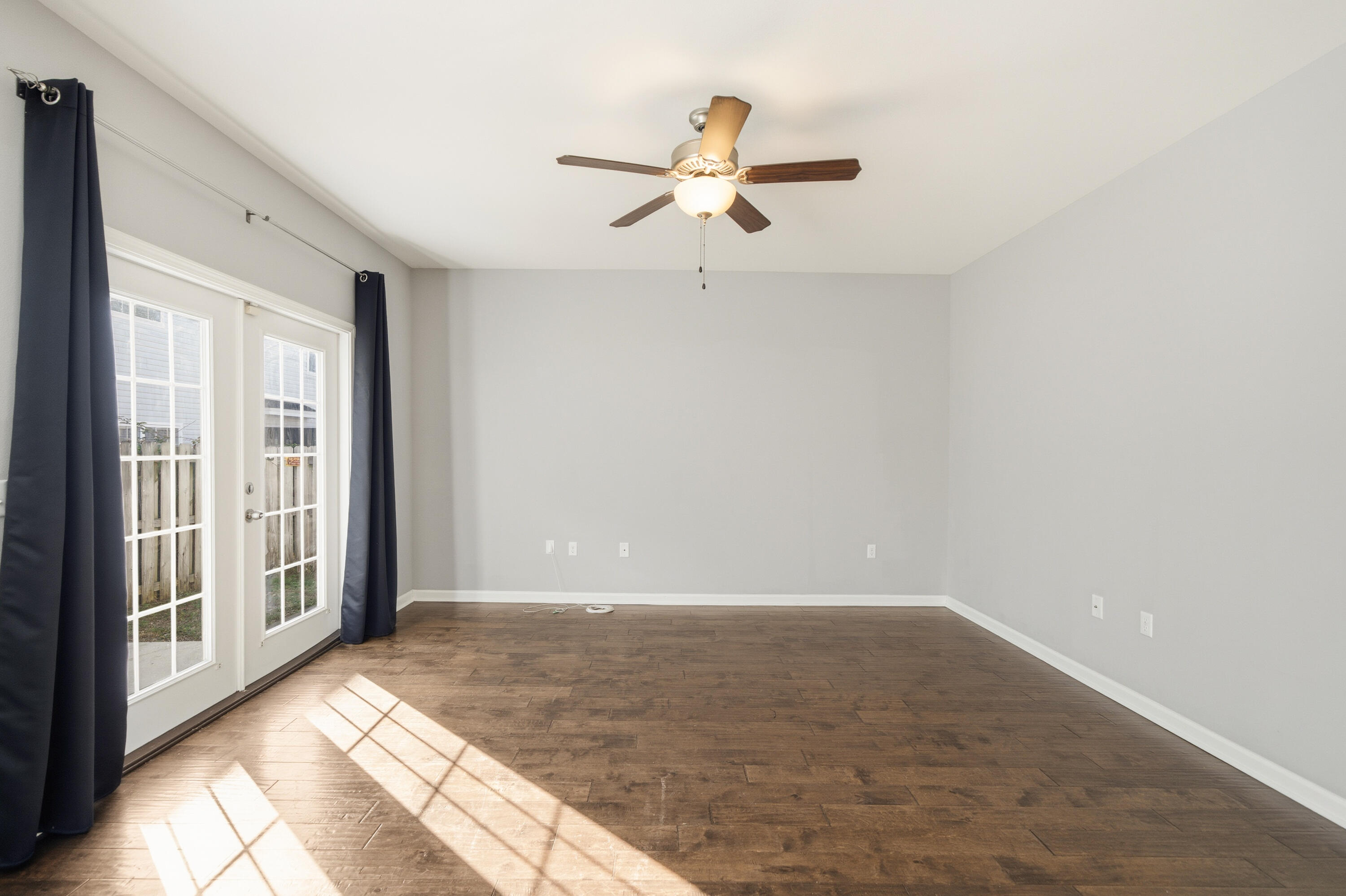 REDWOOD VILLAGE - Residential