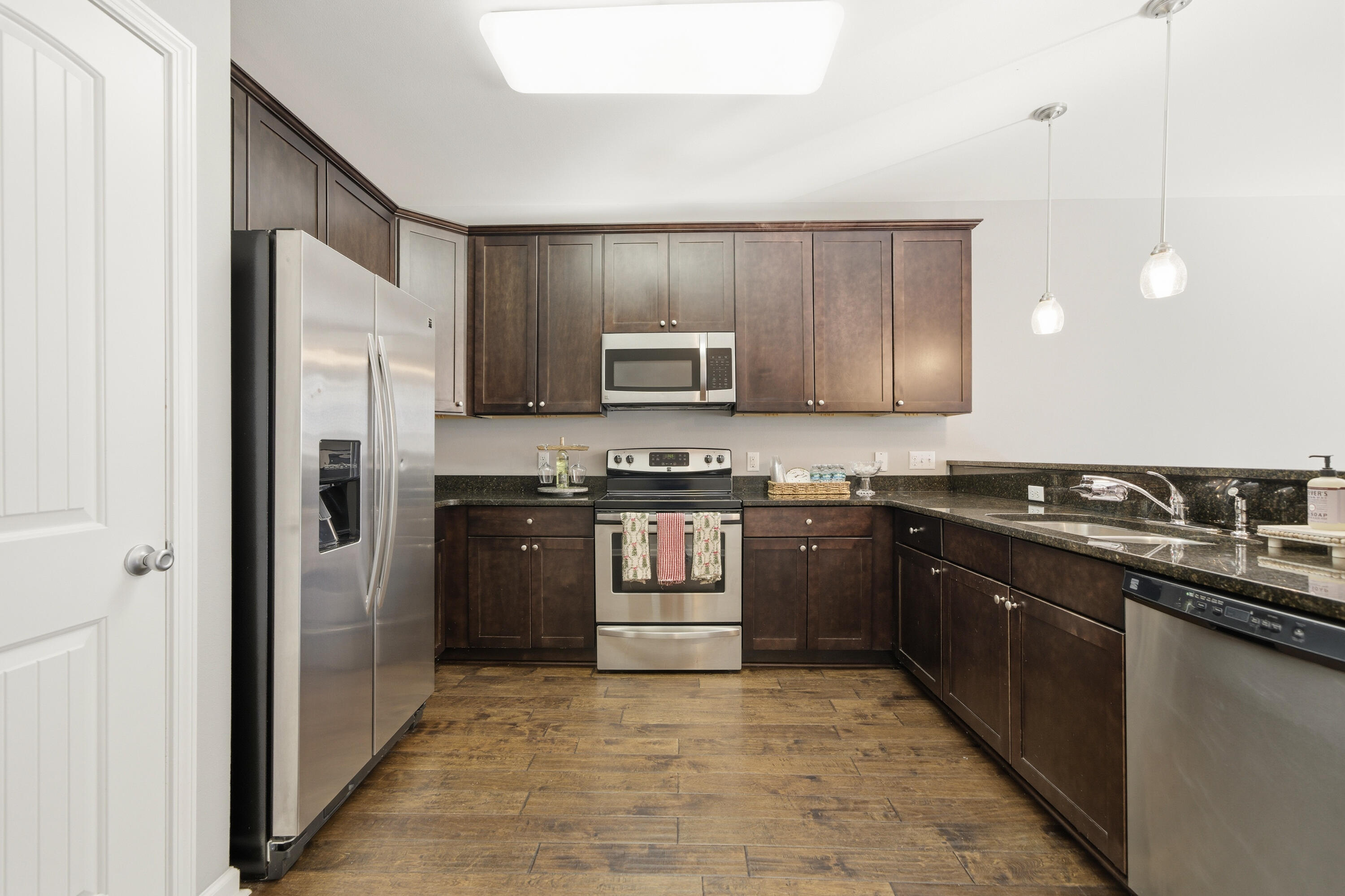 REDWOOD VILLAGE - Residential