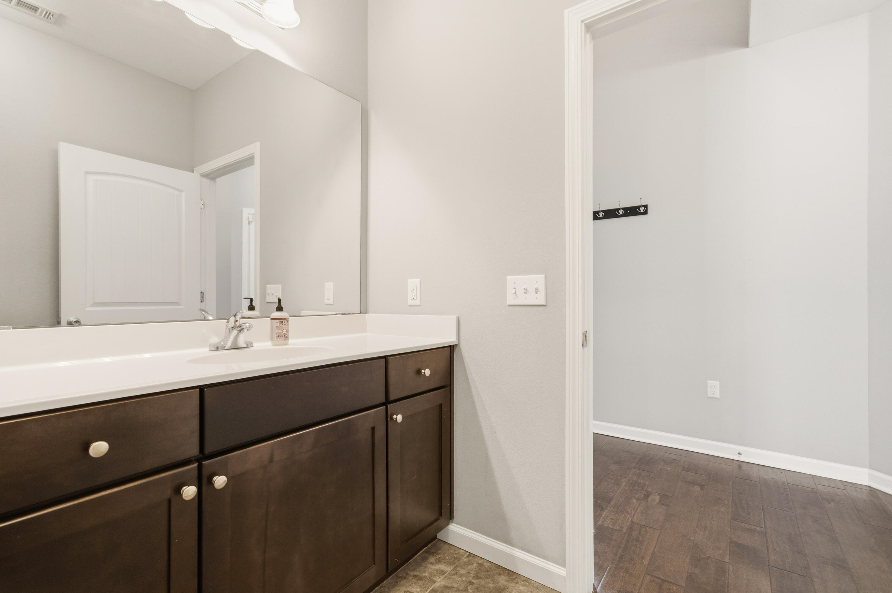 REDWOOD VILLAGE - Residential