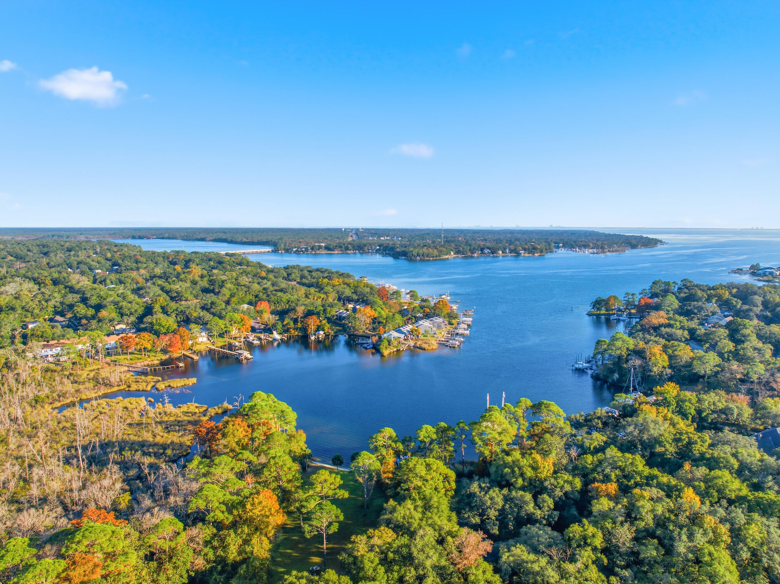 REDWOOD VILLAGE - Residential