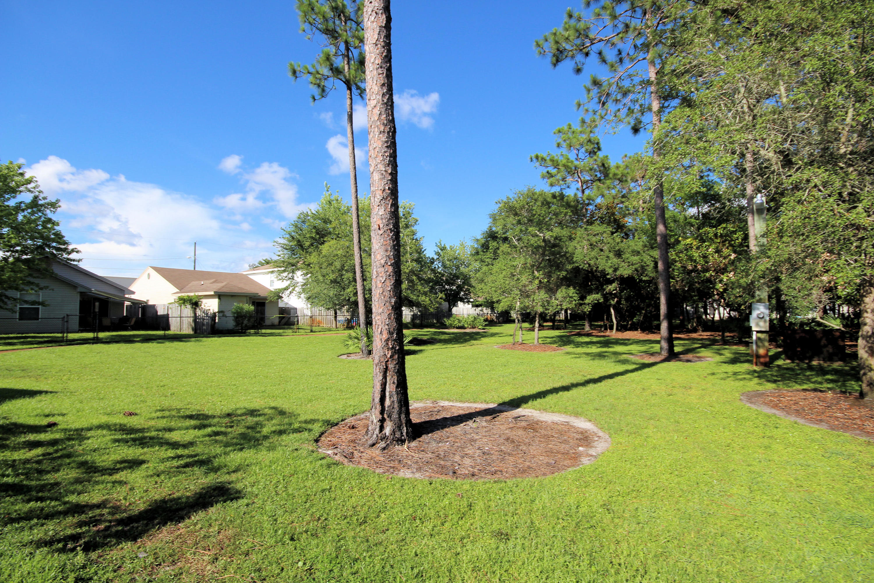 SHALIMAR COTTAGES - Residential