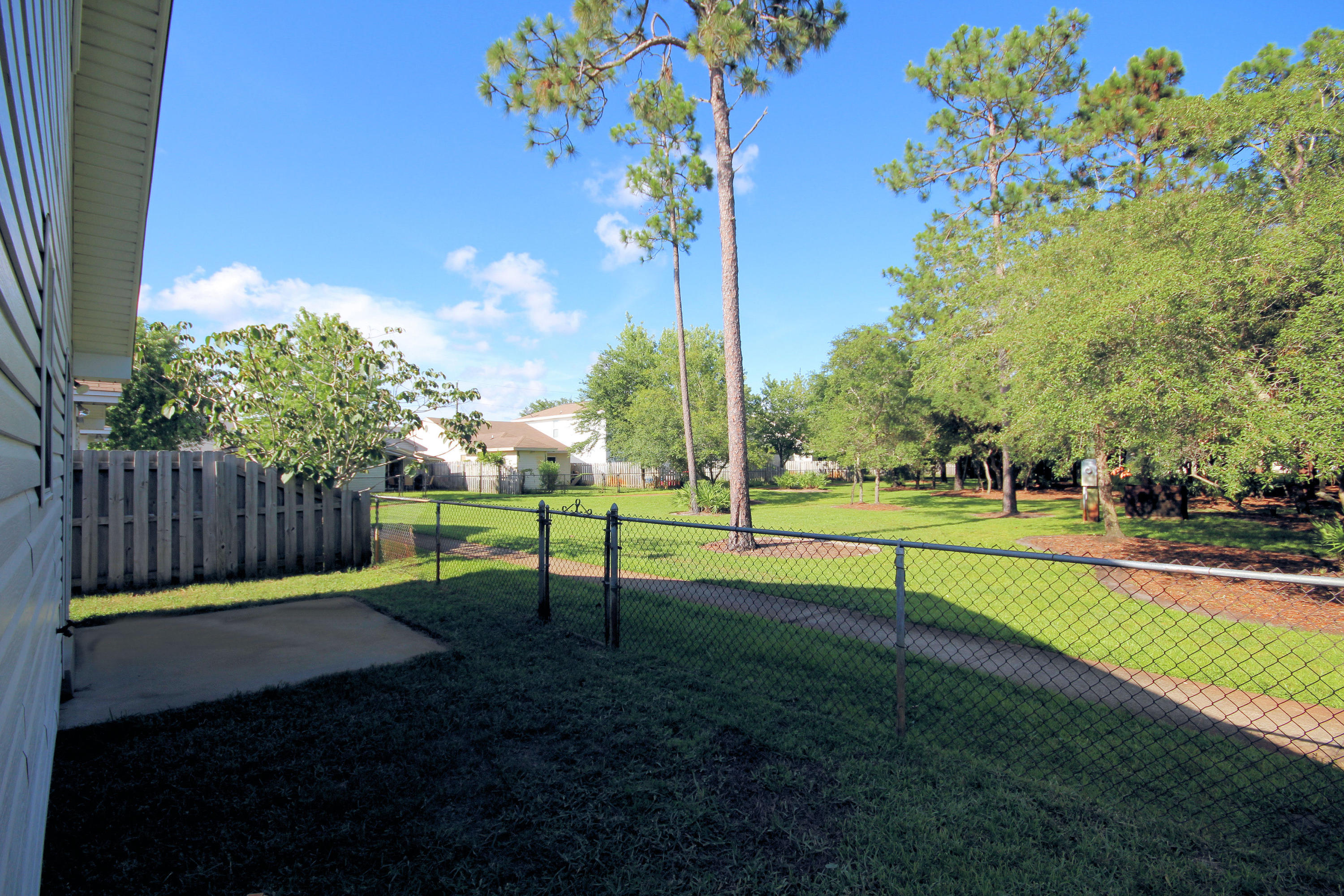 SHALIMAR COTTAGES - Residential