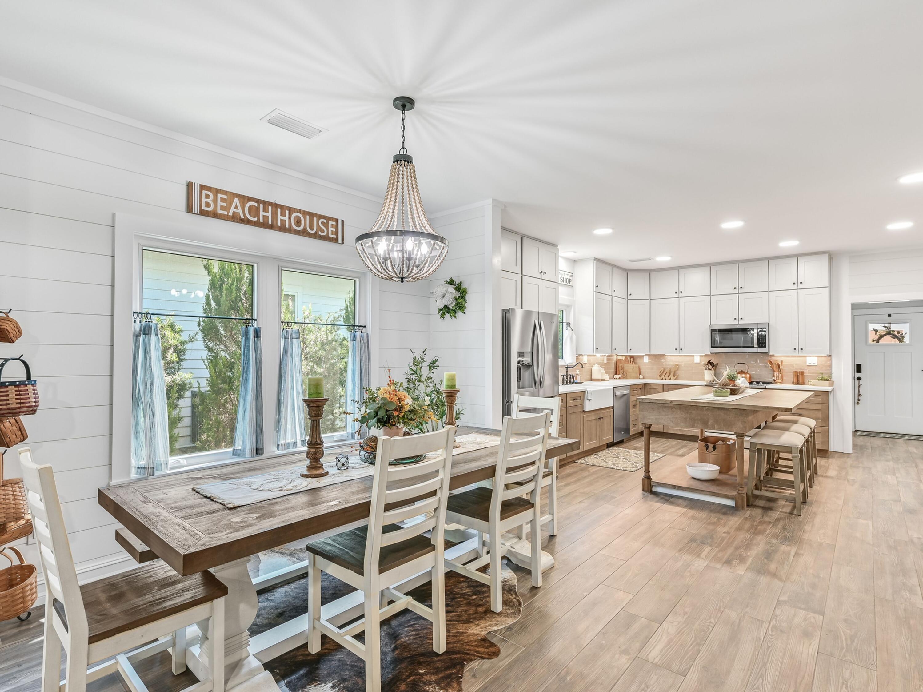 GRAYTON BAYOU - Residential