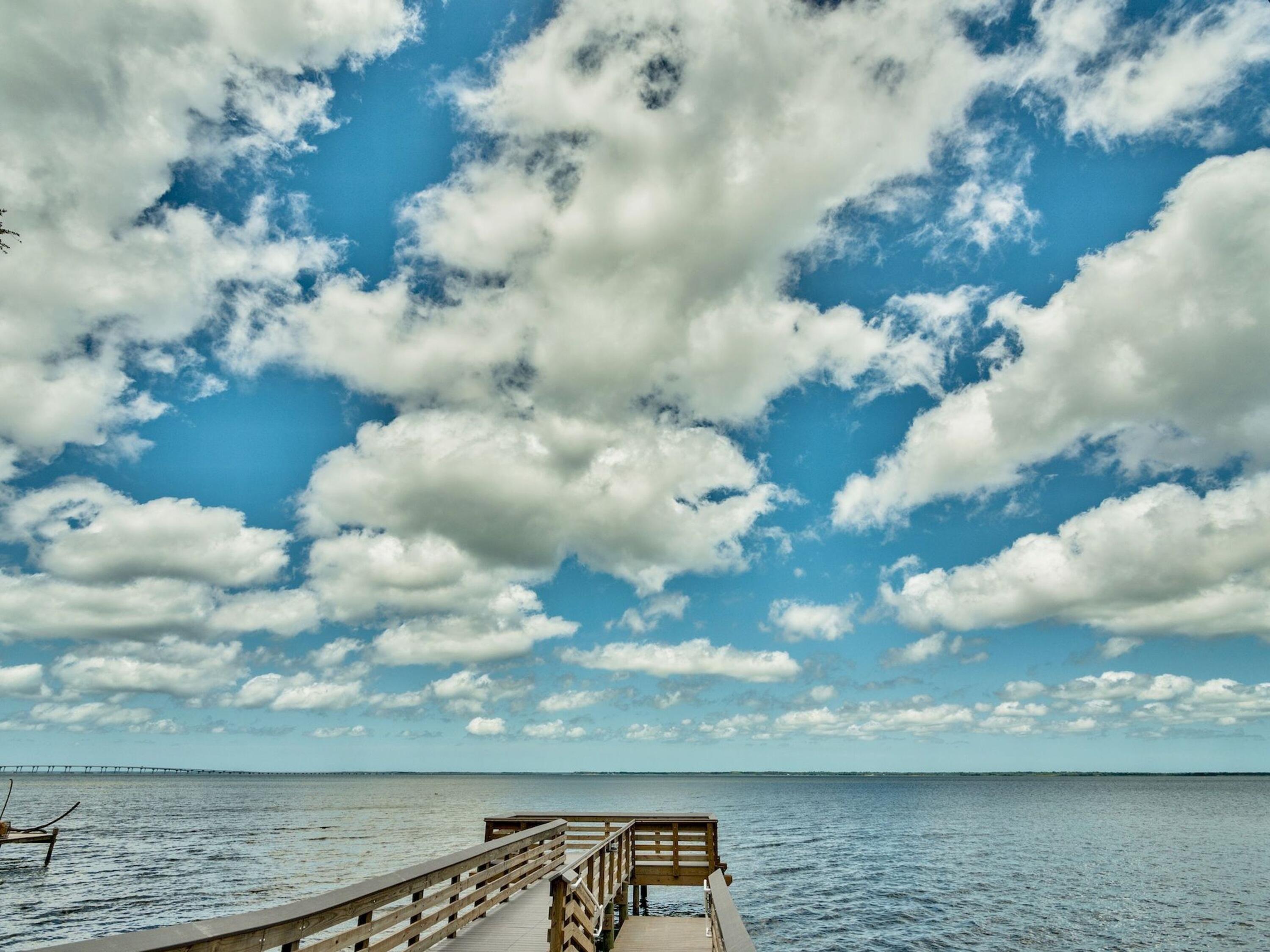 GRAYTON BAYOU - Residential