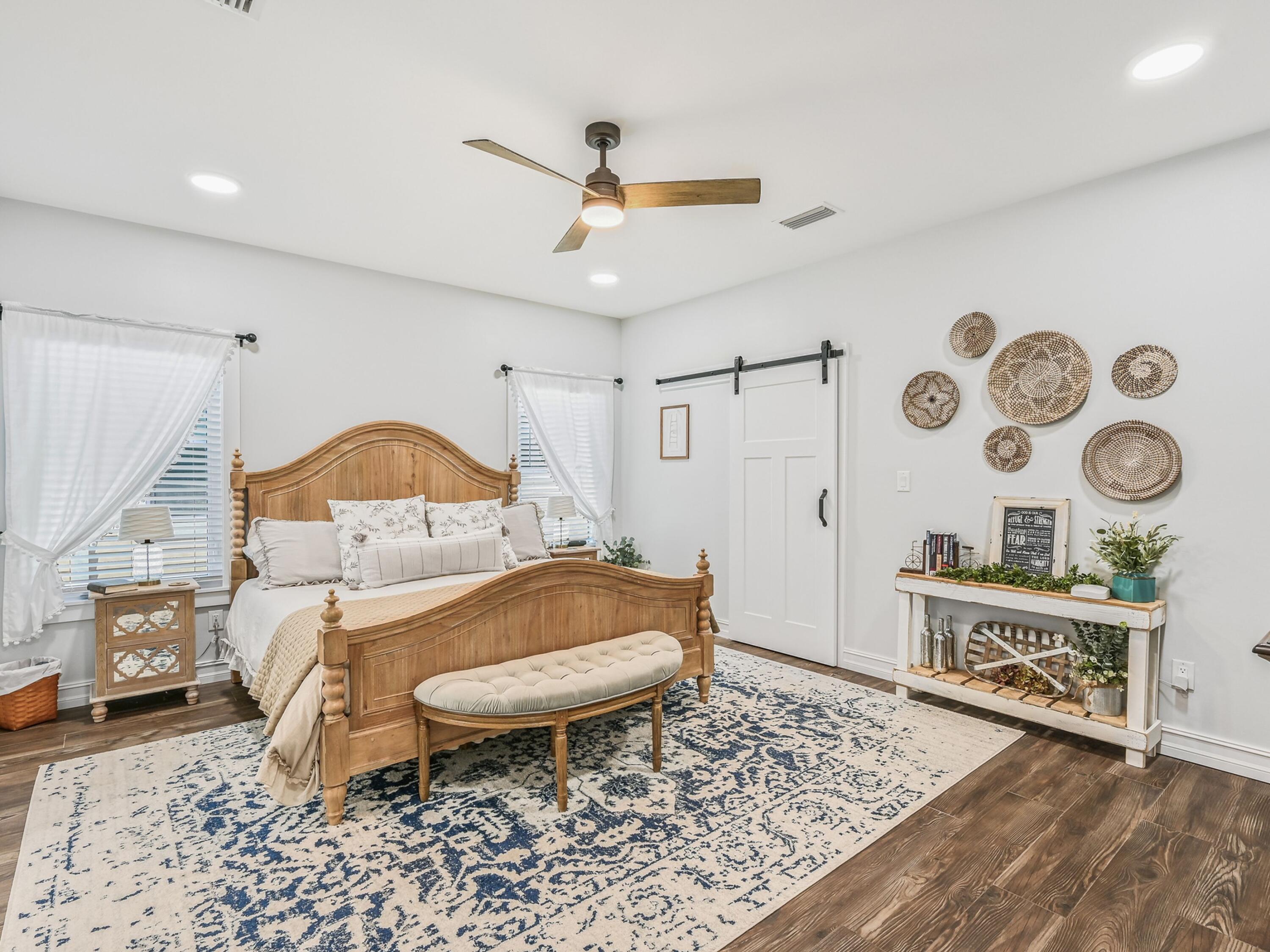 GRAYTON BAYOU - Residential