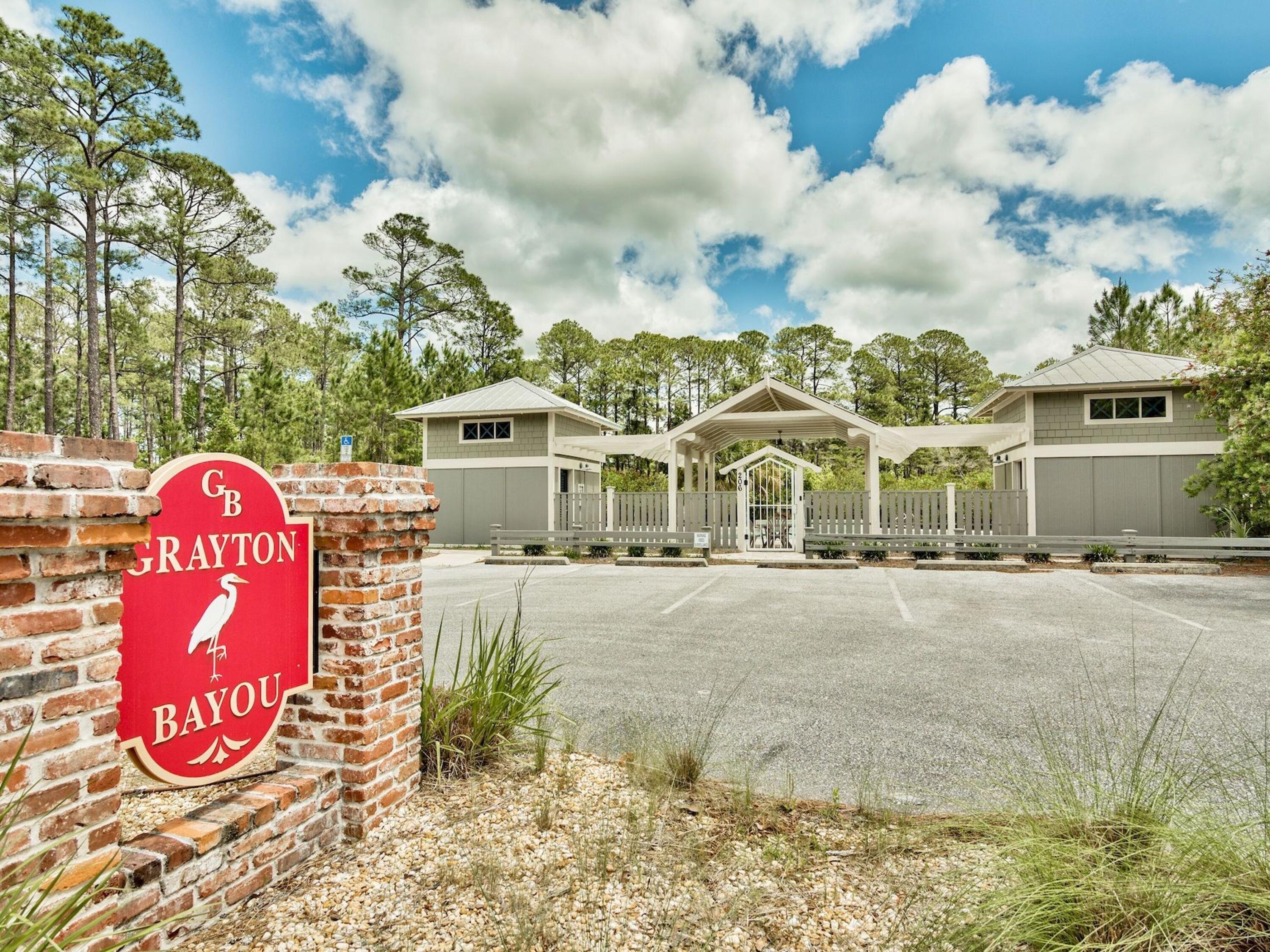 GRAYTON BAYOU - Residential