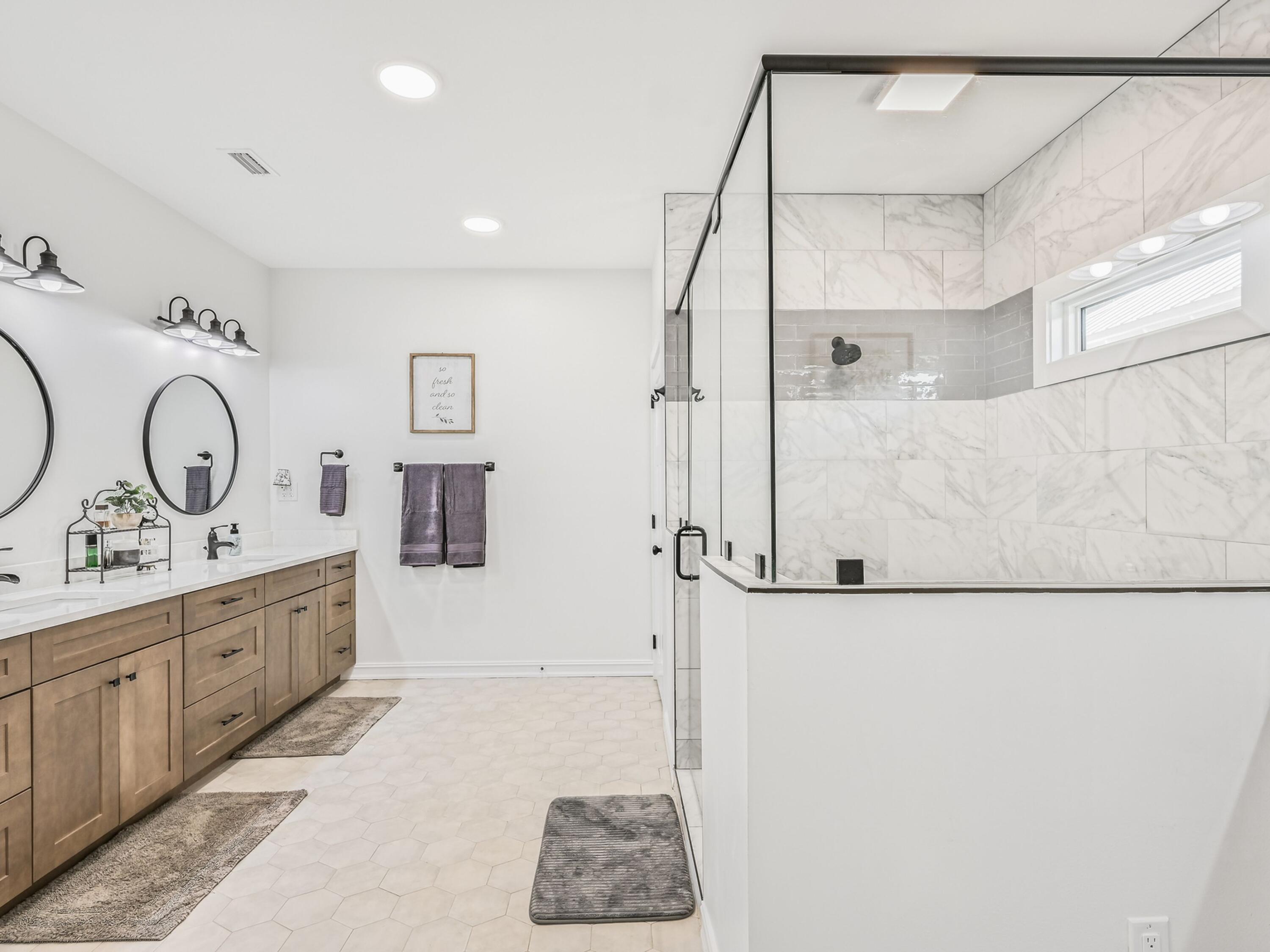 GRAYTON BAYOU - Residential