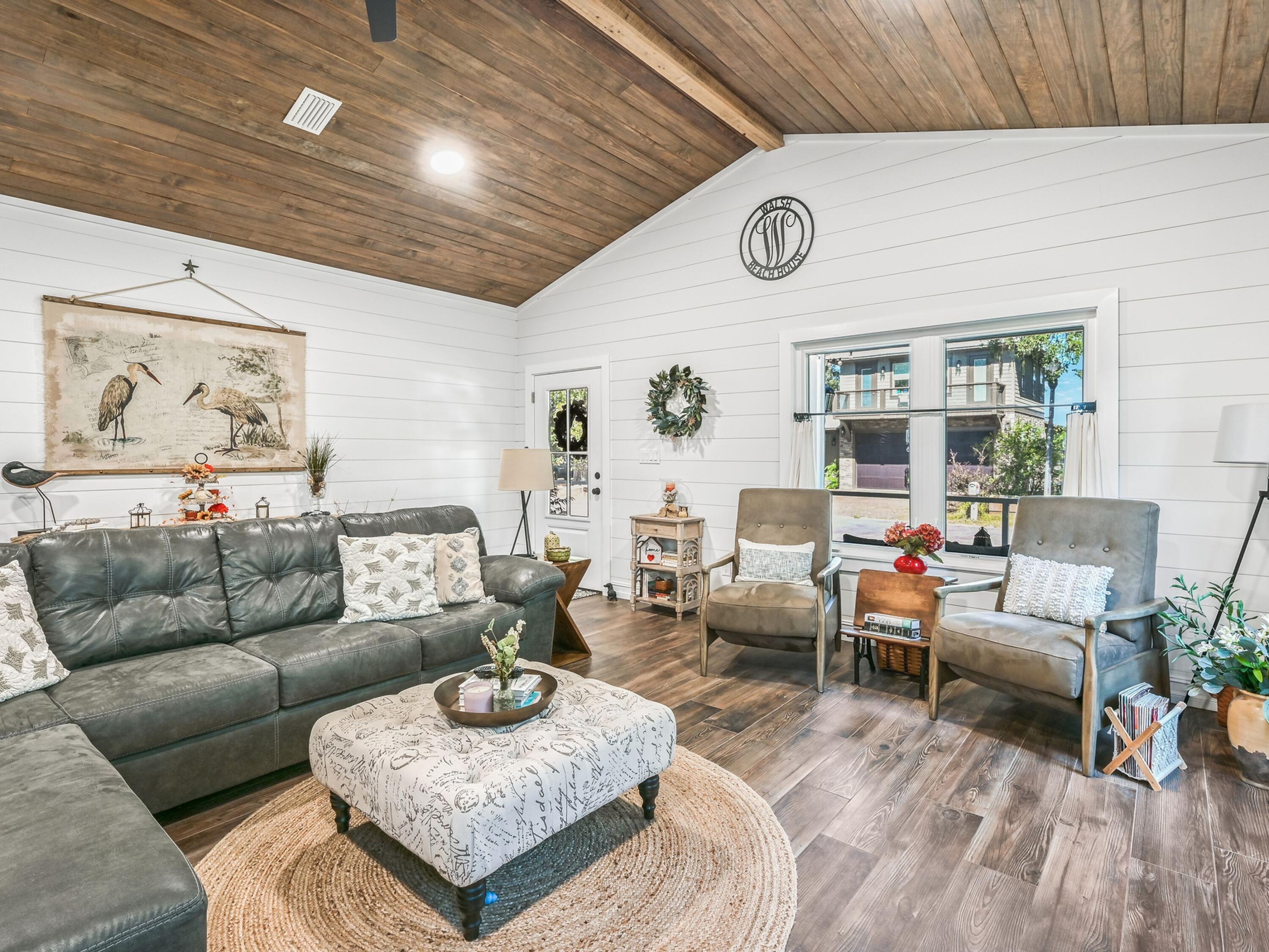 GRAYTON BAYOU - Residential