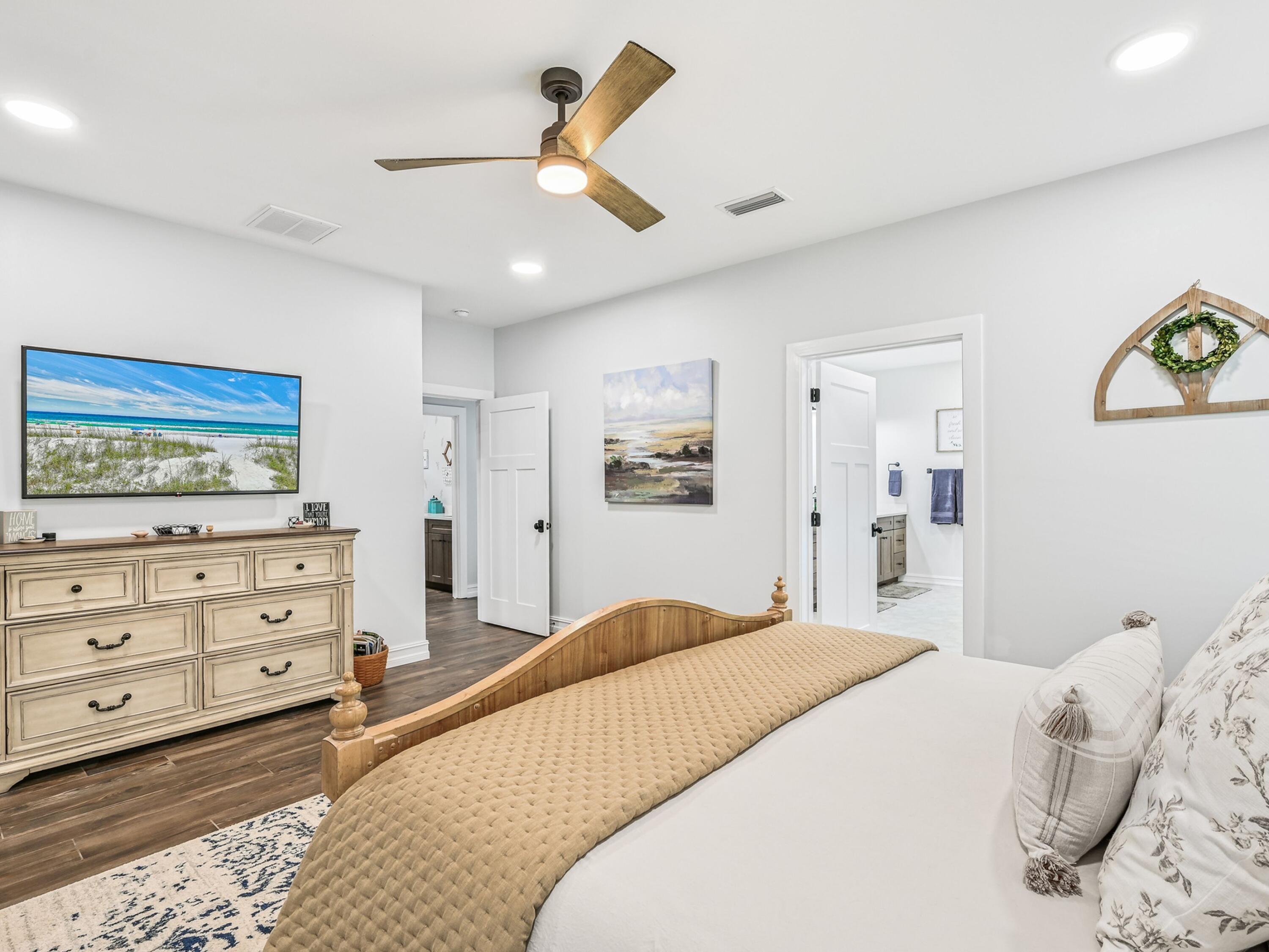 GRAYTON BAYOU - Residential