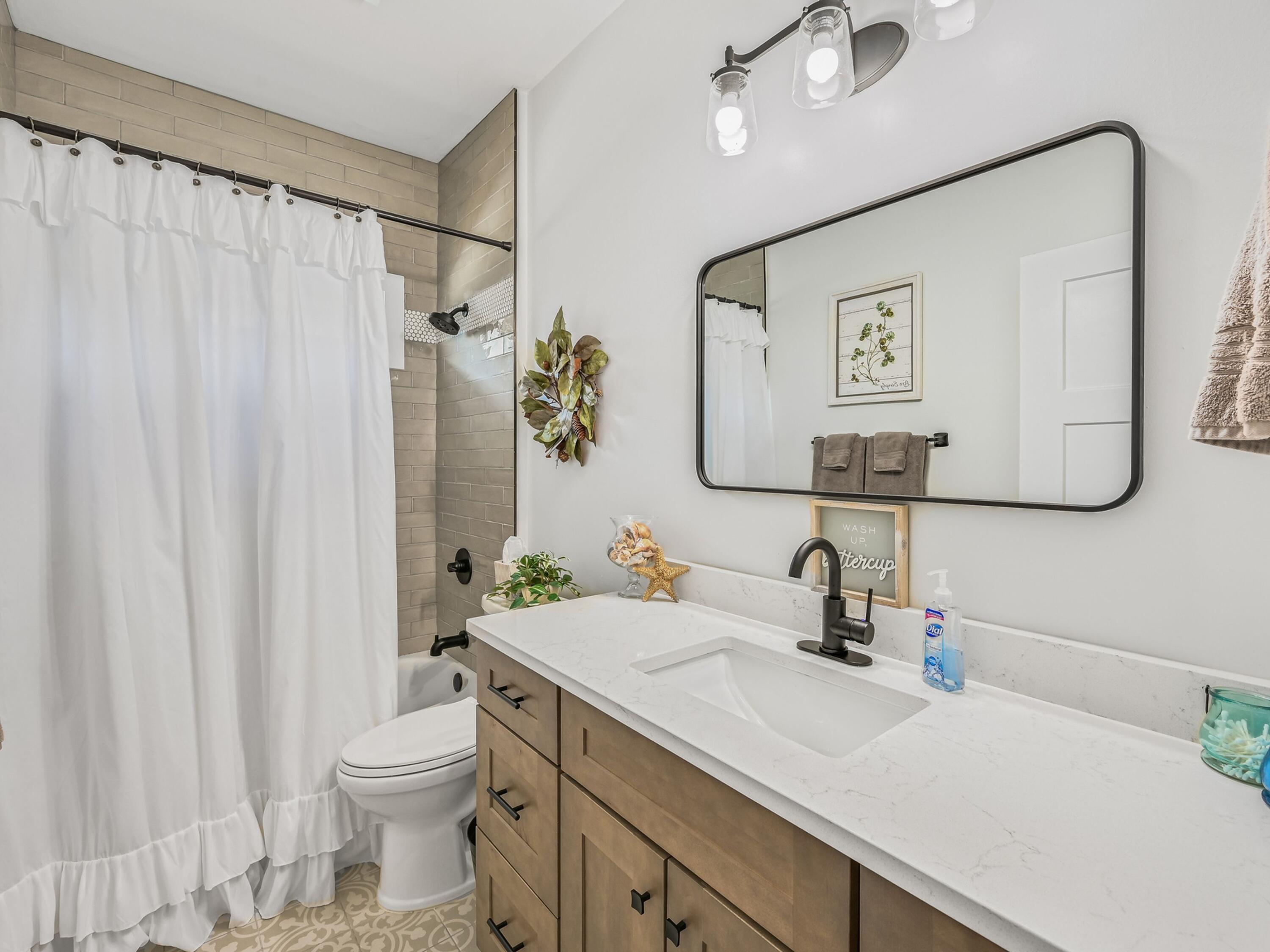 GRAYTON BAYOU - Residential