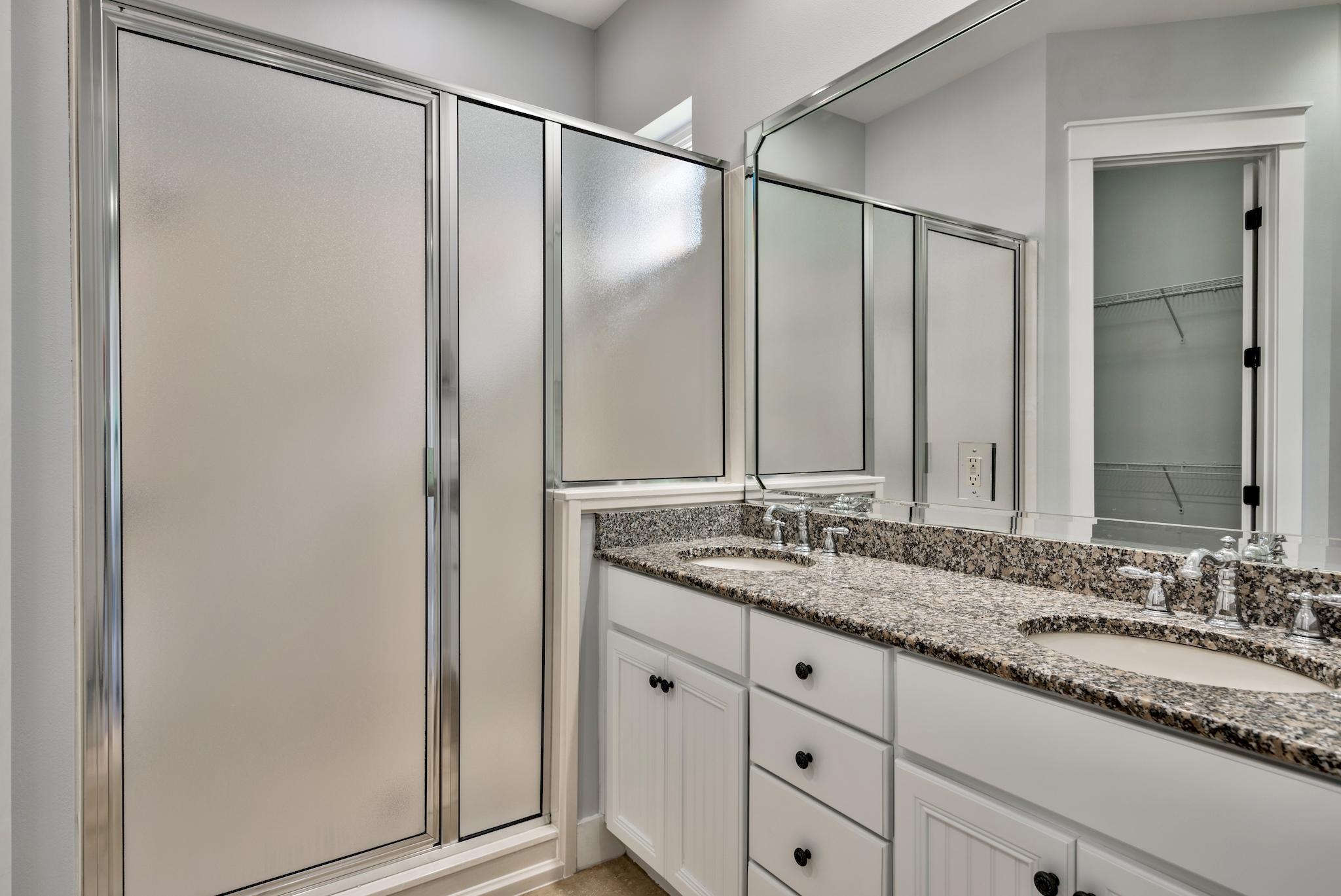 BUNGALOS AT SANDESTIN - Residential
