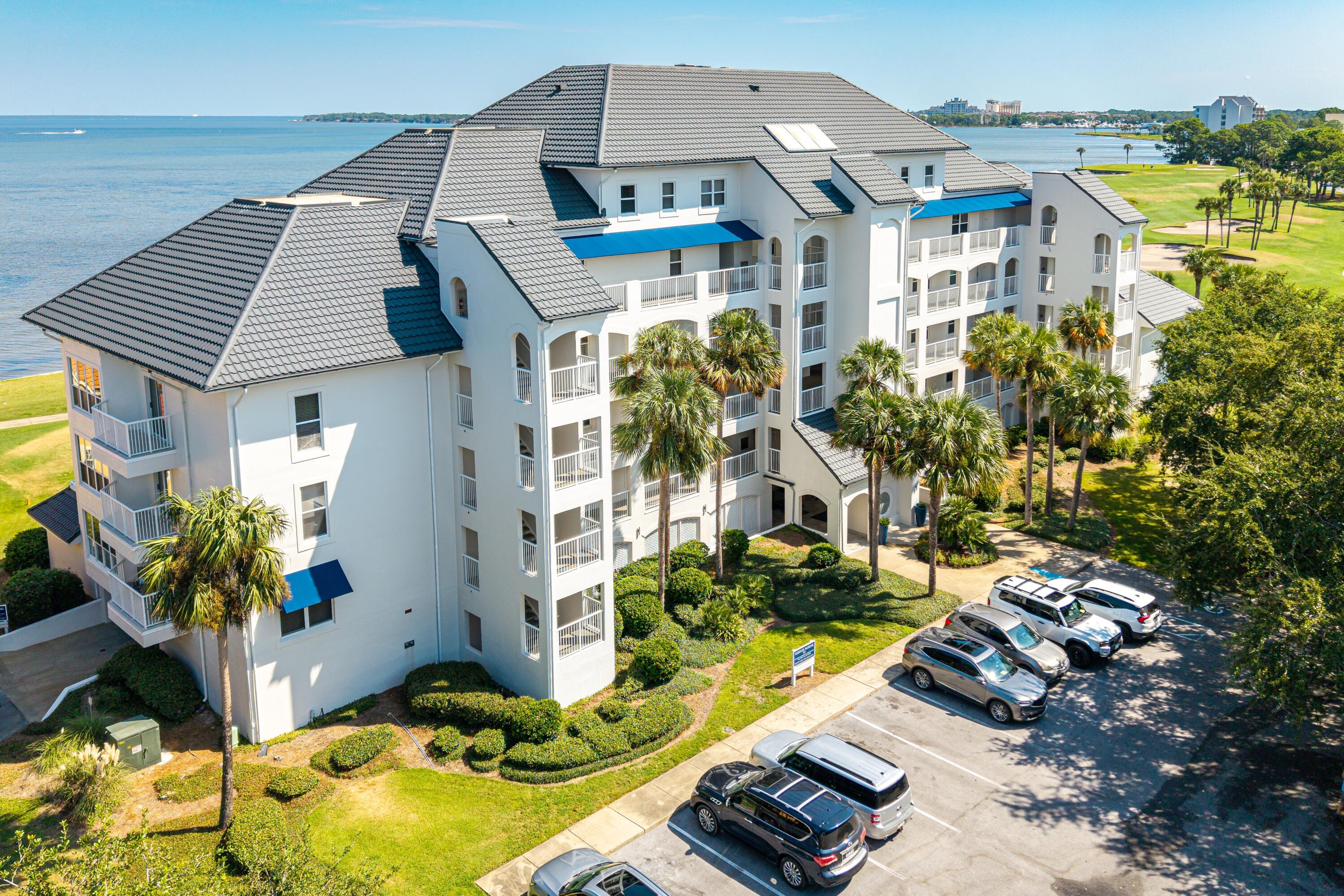 PLAYERS CLUB AT SANDESTIN - Residential