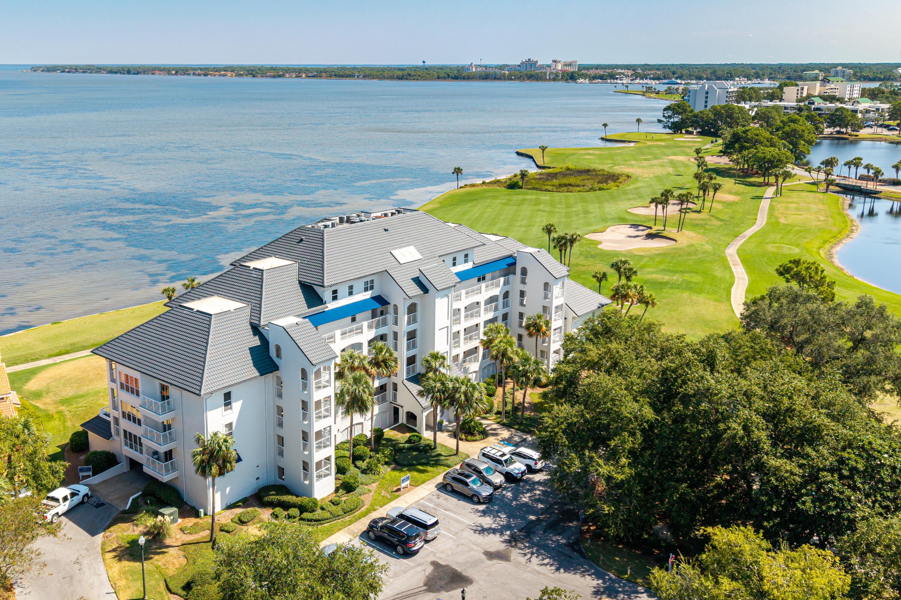 PLAYERS CLUB AT SANDESTIN - Residential