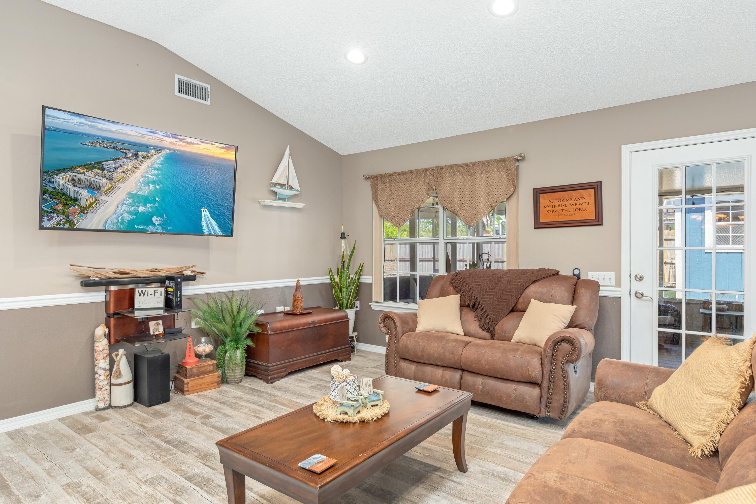 LIGHTHOUSE POINTE UNIT 3 - Farm