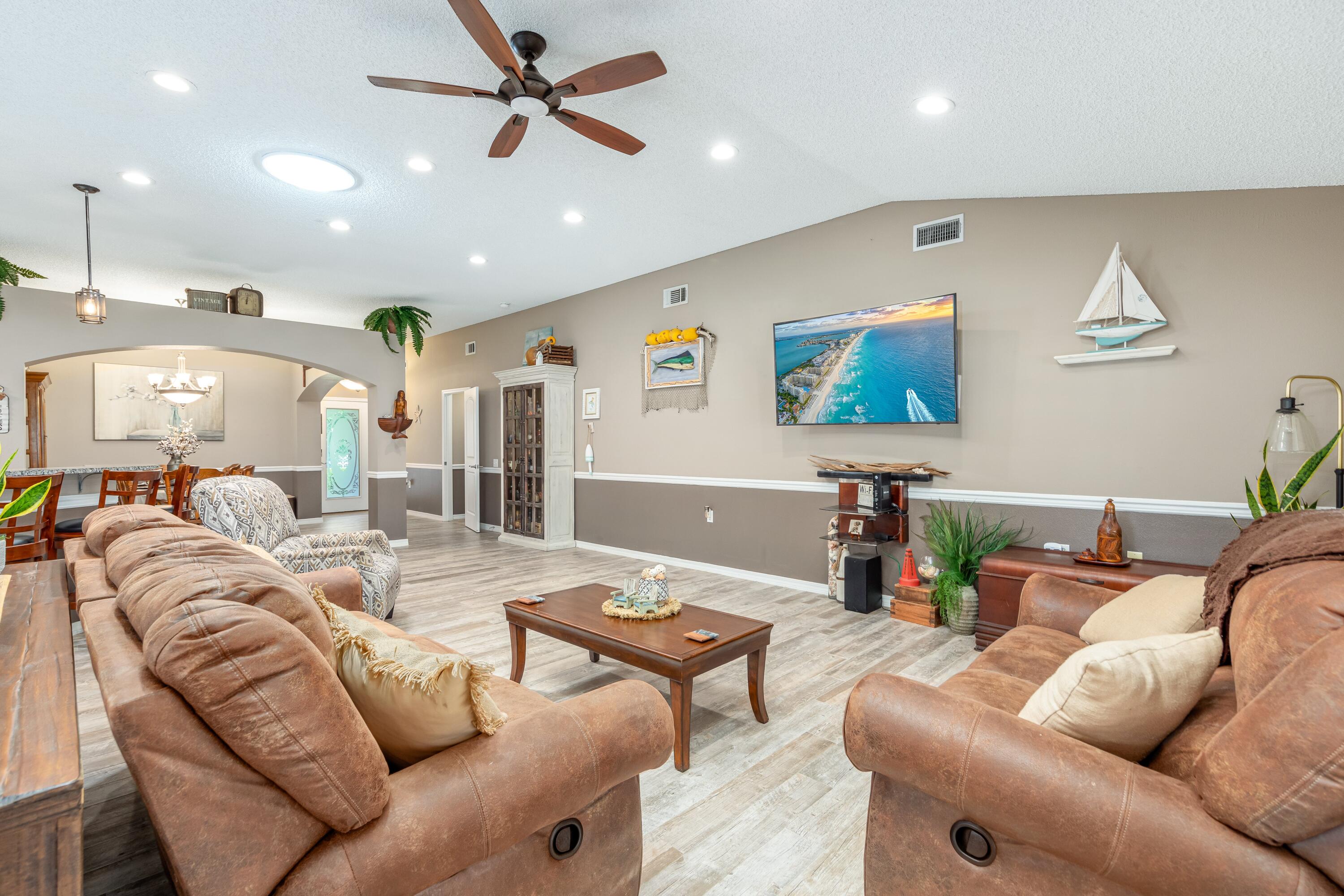 LIGHTHOUSE POINTE UNIT 3 - Farm