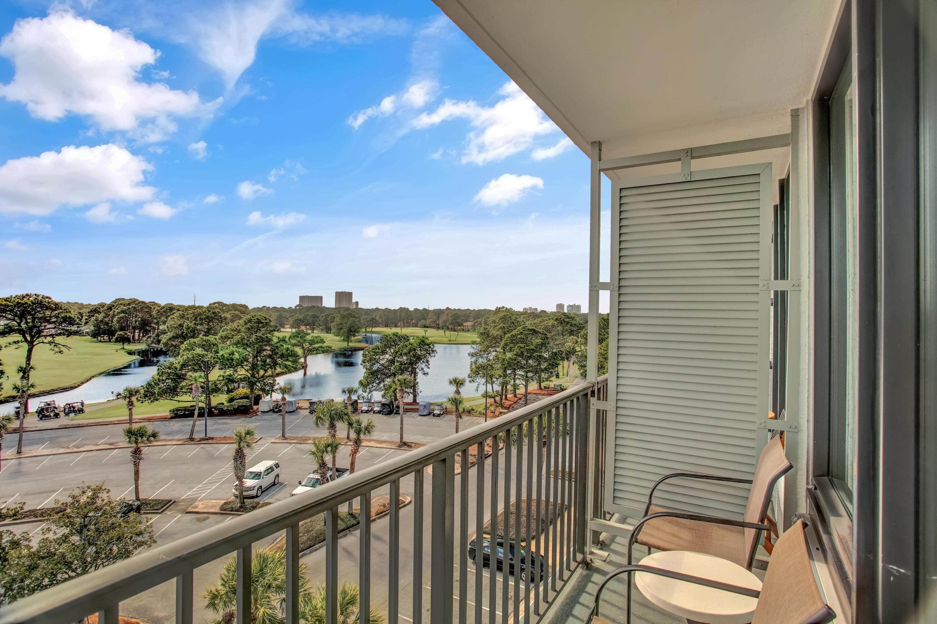 BAYSIDE CONDO SANDESTIN - Residential