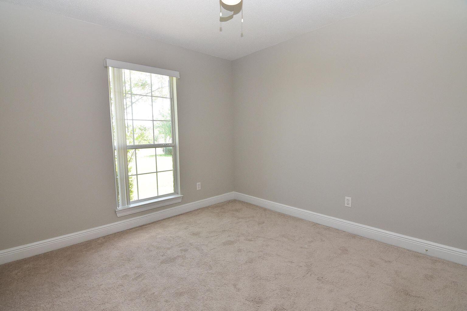 COUNTRYVIEW ESTATES 10TH ADDN - Residential