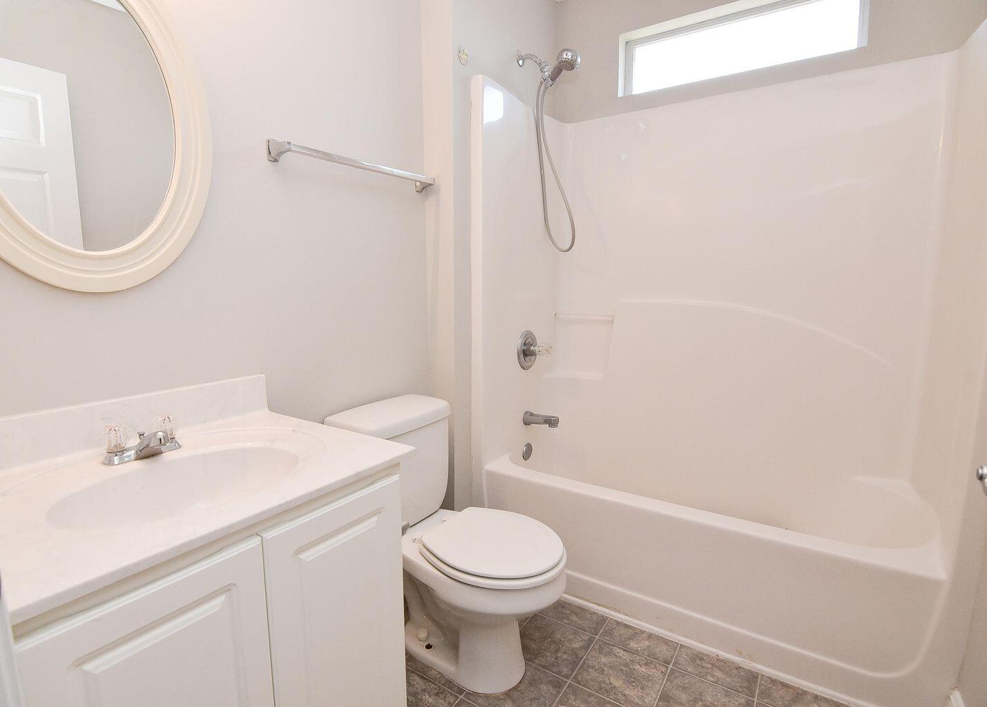 COUNTRYVIEW ESTATES 10TH ADDN - Residential