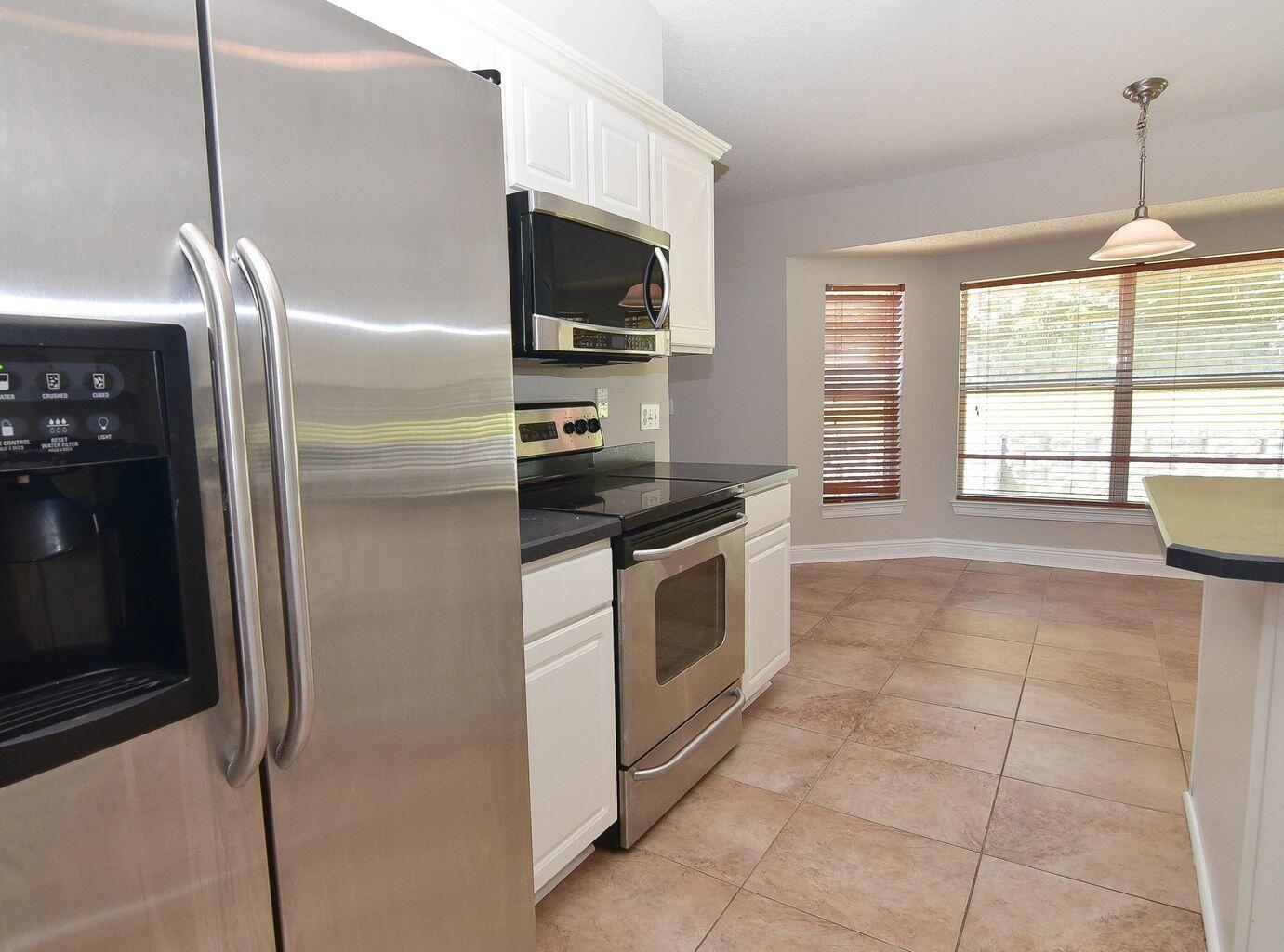 COUNTRYVIEW ESTATES 10TH ADDN - Residential