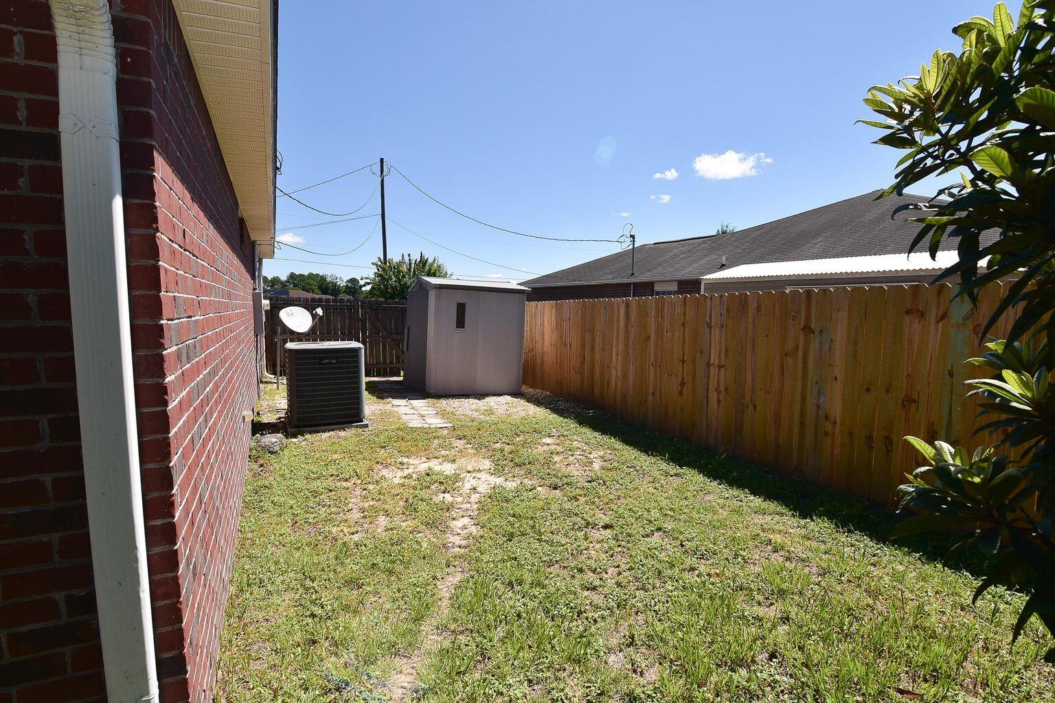 COUNTRYVIEW ESTATES 10TH ADDN - Residential