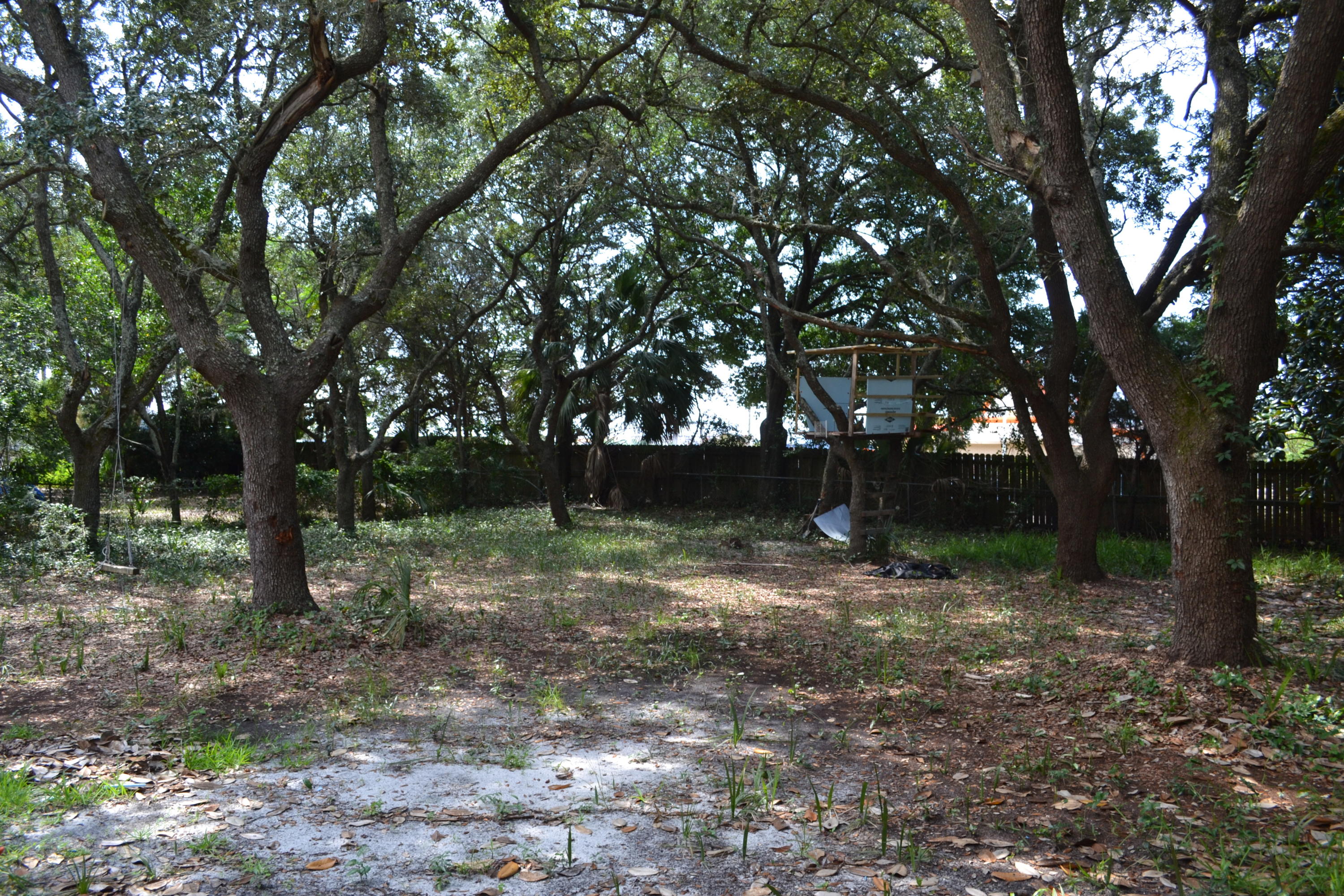 SEABREEZE ADD #1 LOT 22 BLK B - Residential