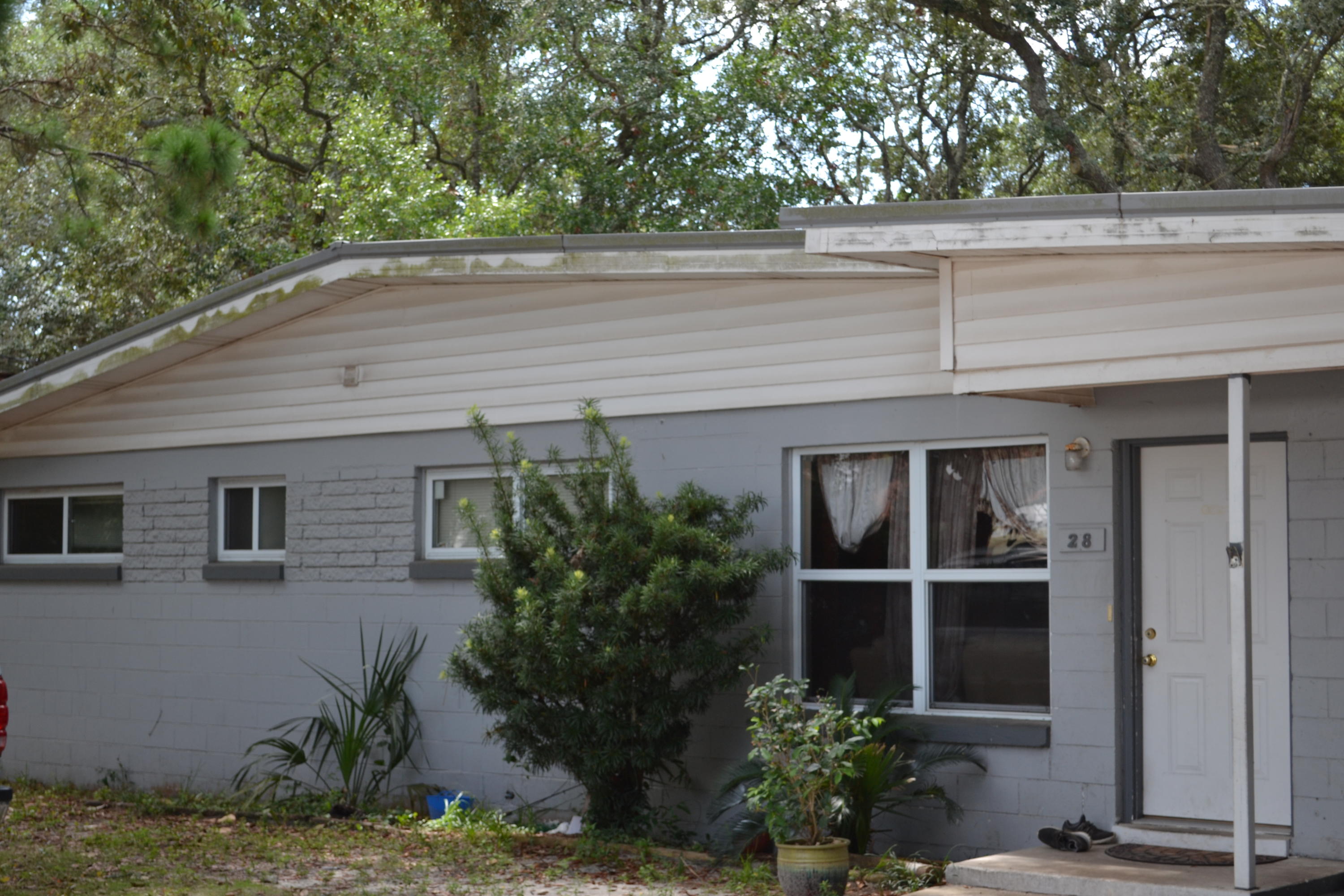 SEABREEZE ADD #1 LOT 22 BLK B - Residential