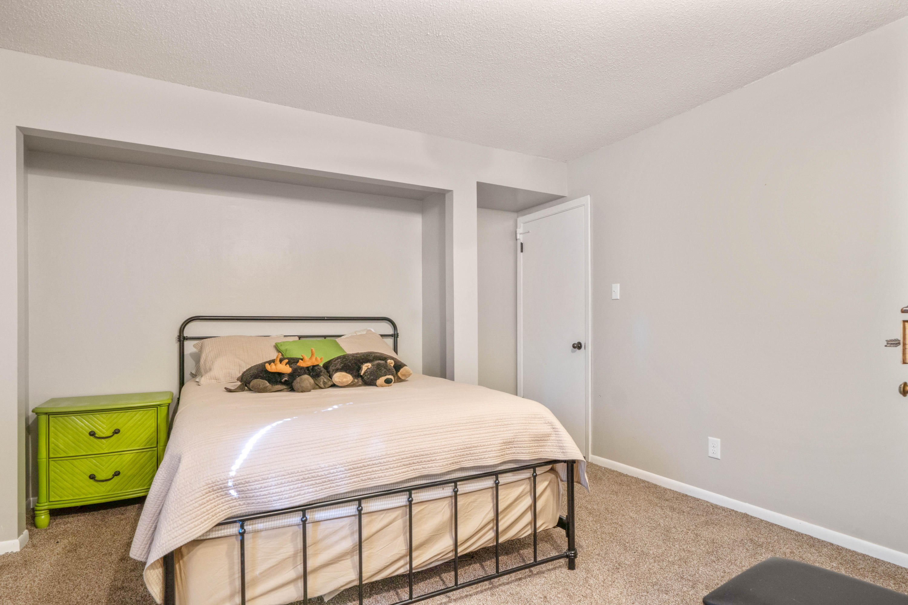 NO RECORDED SUBDIVISION - Residential