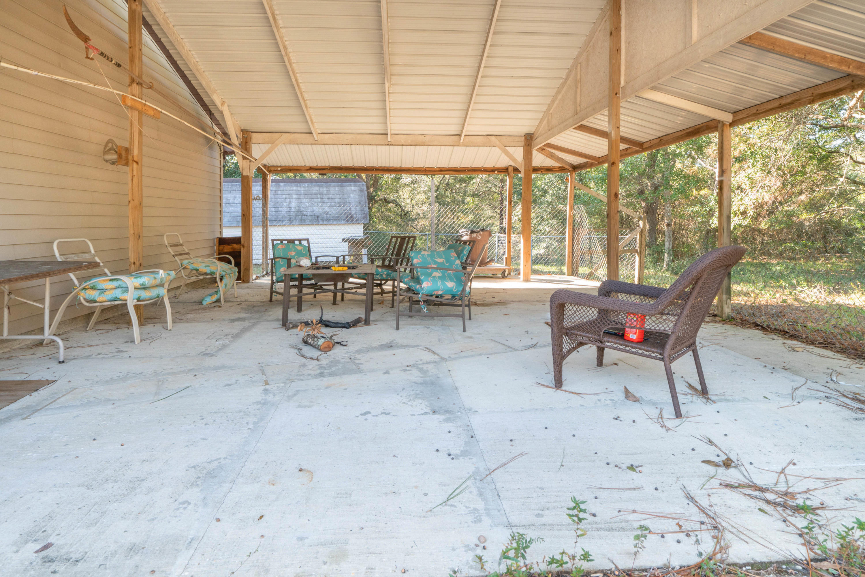 NO RECORDED SUBDIVISION - Residential