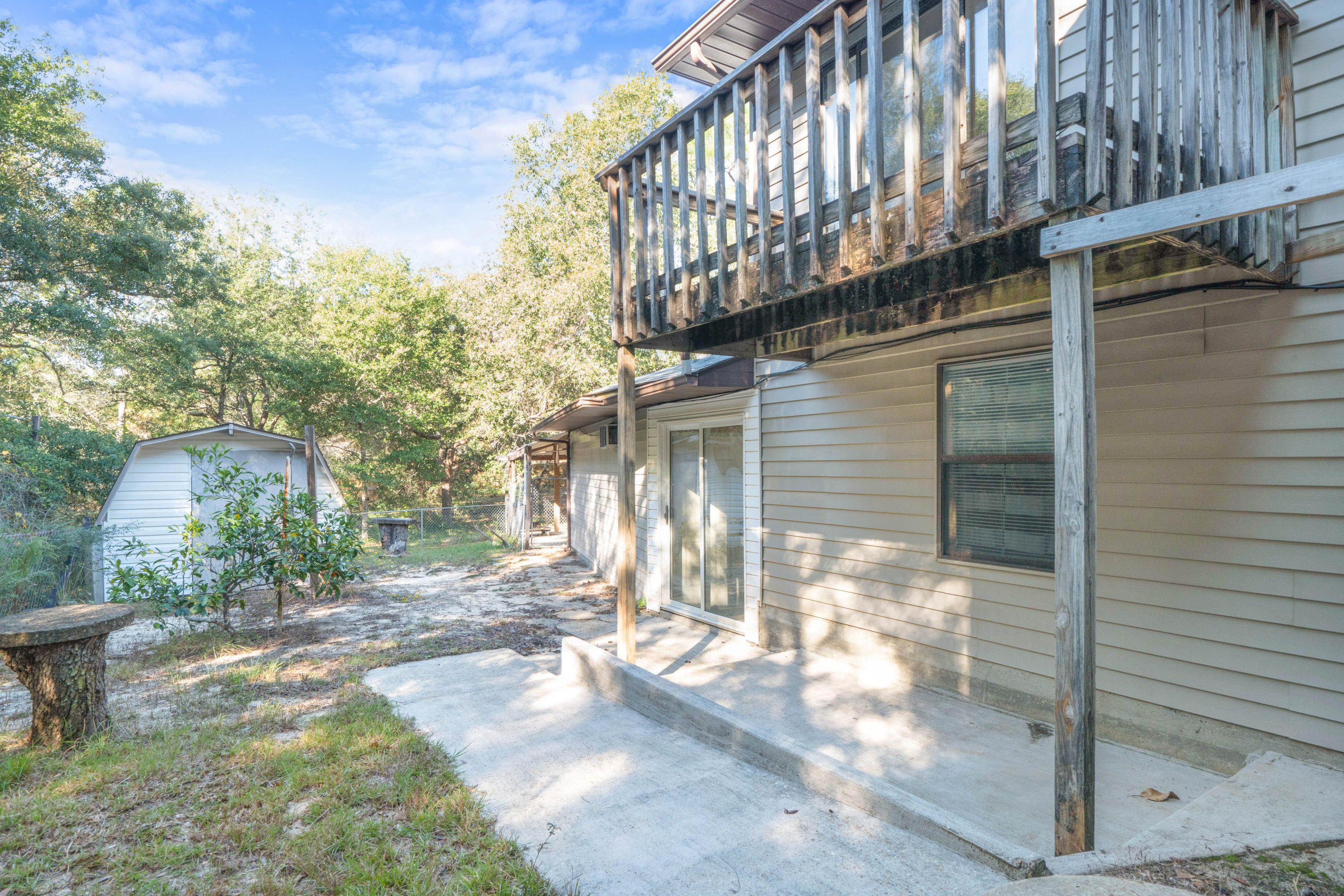 NO RECORDED SUBDIVISION - Residential