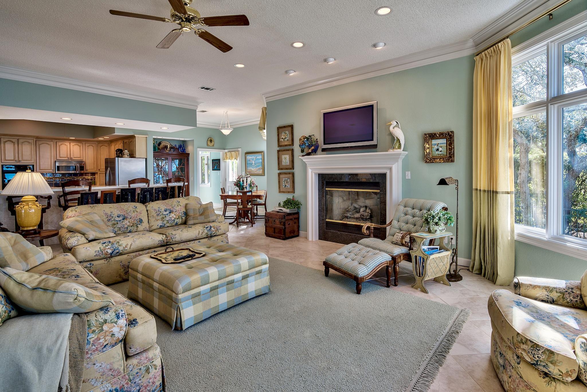 WINDWARD PH 4 - Residential