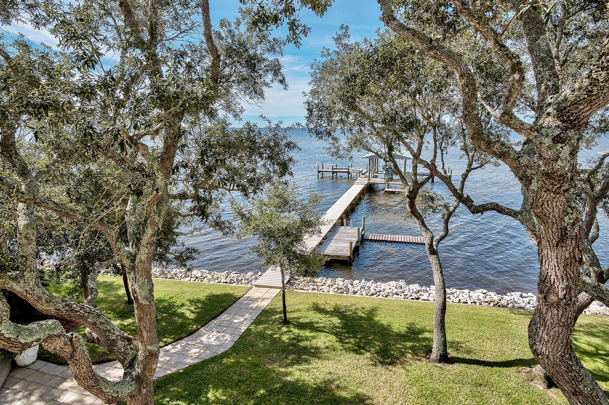 WINDWARD PH 4 - Residential