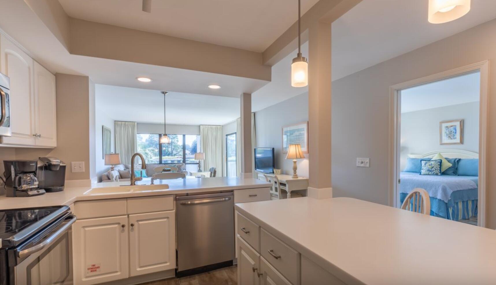 HARBOUR POINT CONDO - Residential