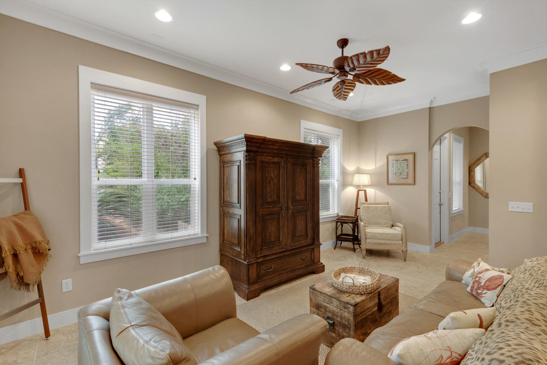 LA VALENCIA BEACH RESORT - Residential