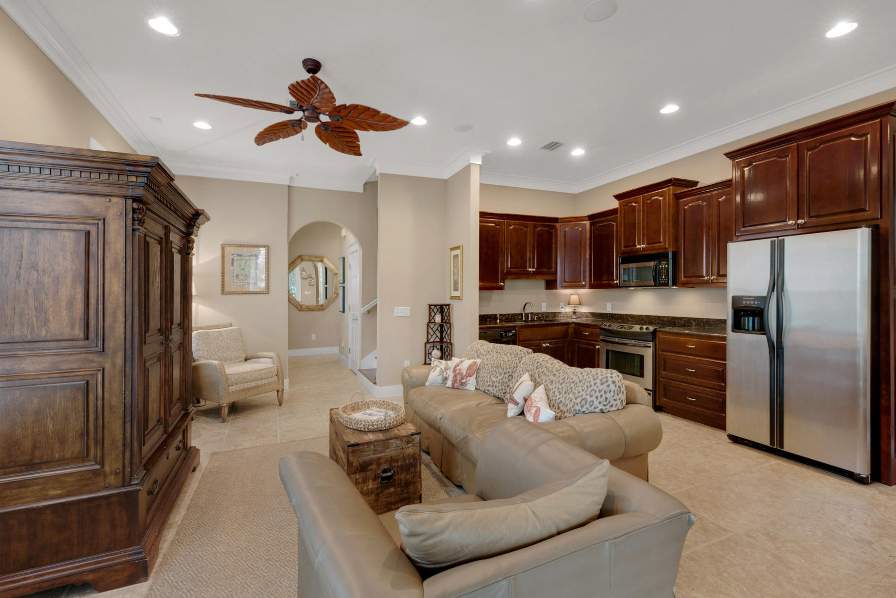 LA VALENCIA BEACH RESORT - Residential