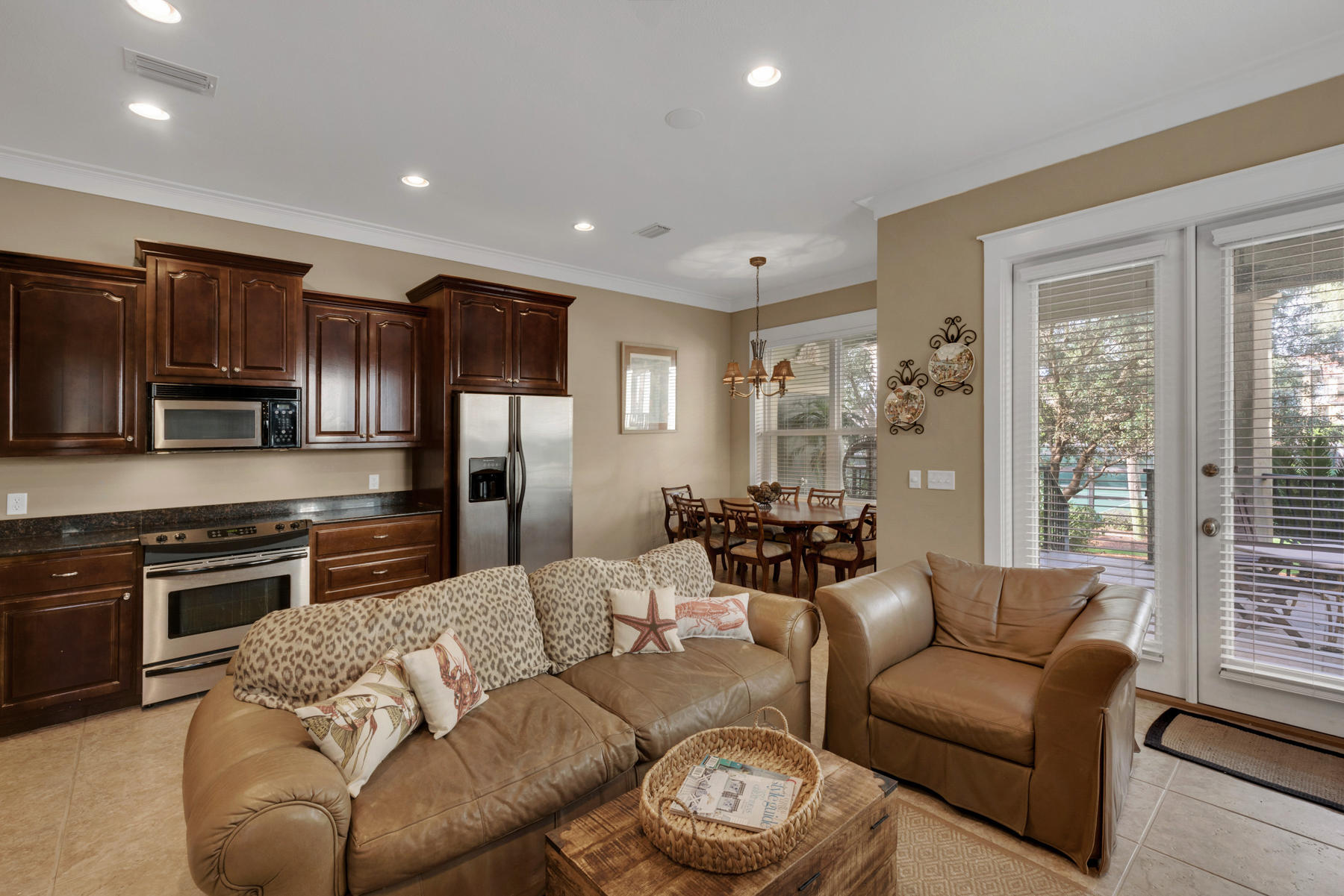 LA VALENCIA BEACH RESORT - Residential