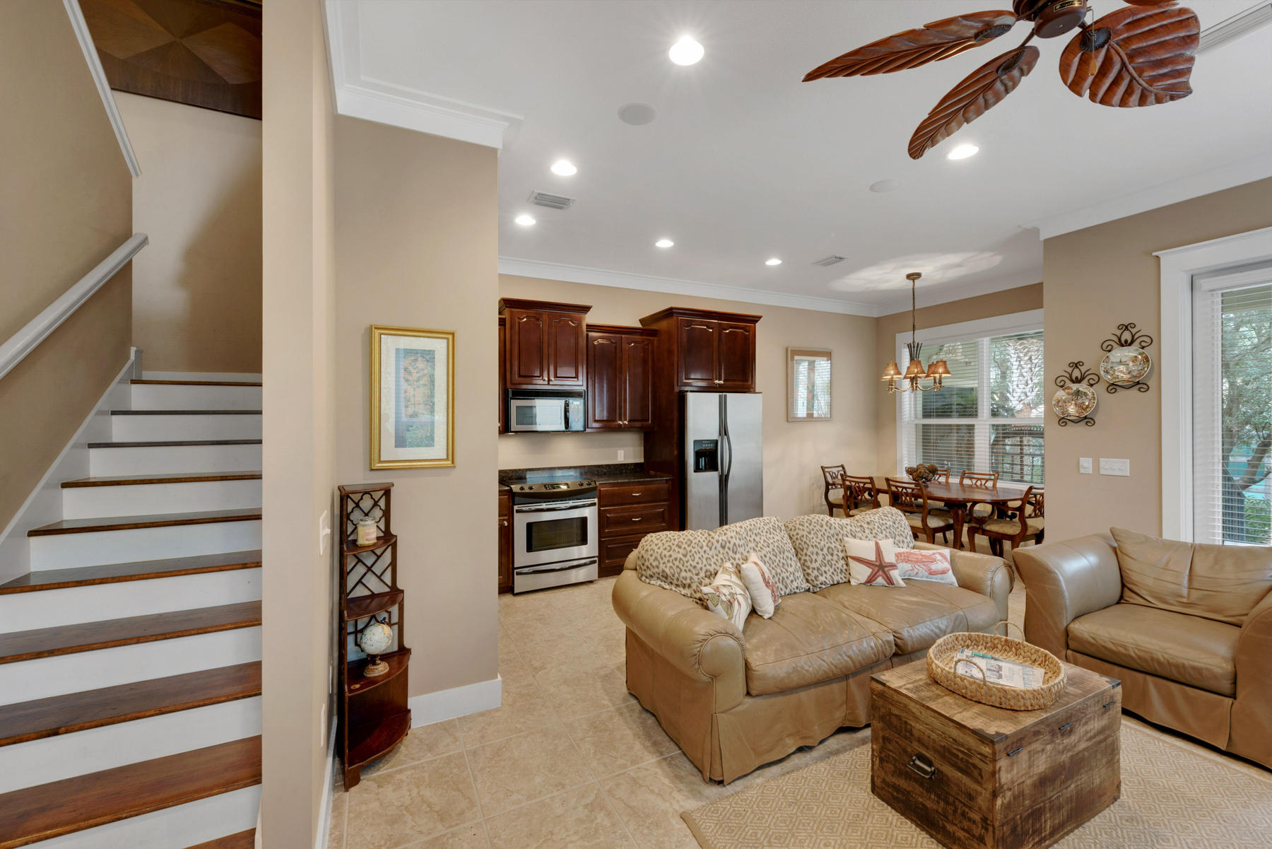 LA VALENCIA BEACH RESORT - Residential