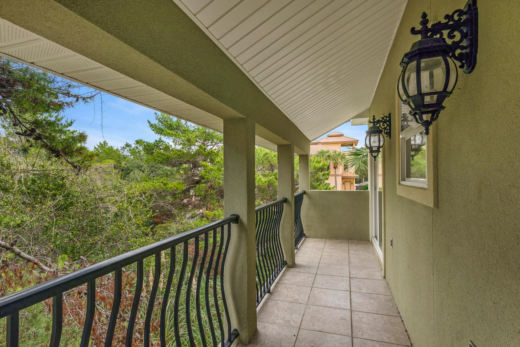 LA VALENCIA BEACH RESORT - Residential