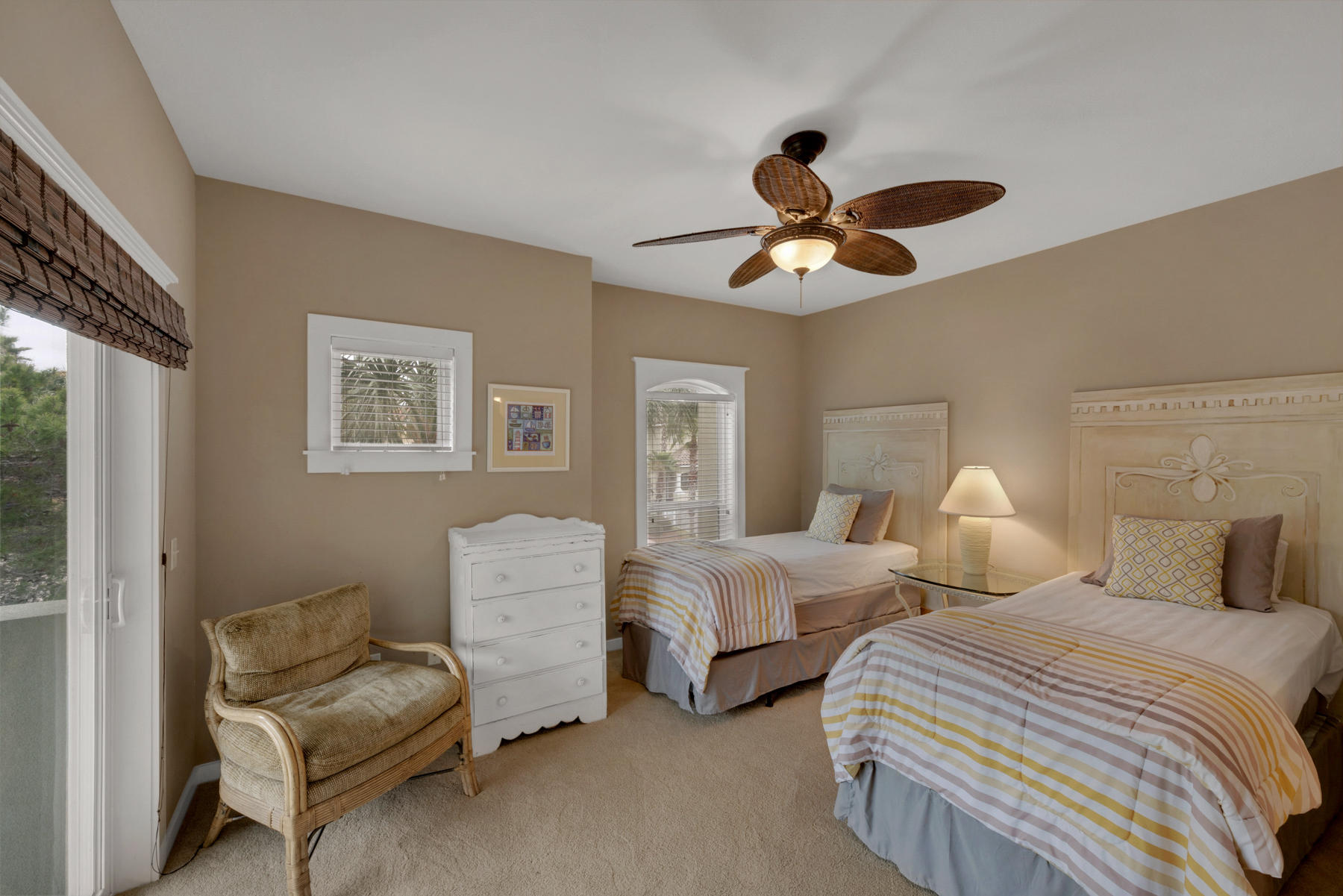 LA VALENCIA BEACH RESORT - Residential