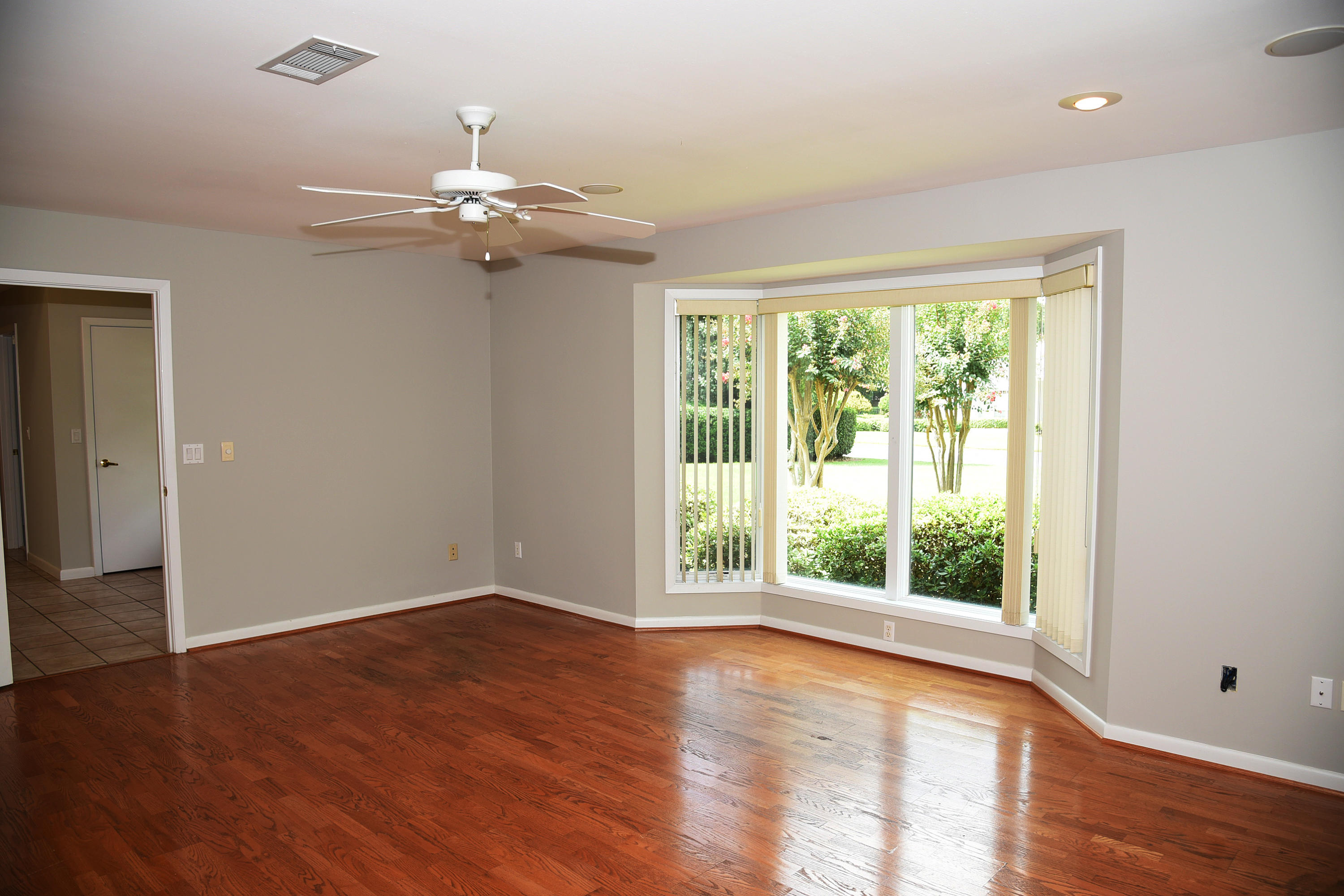 GLENLAKE PH 2 - Residential