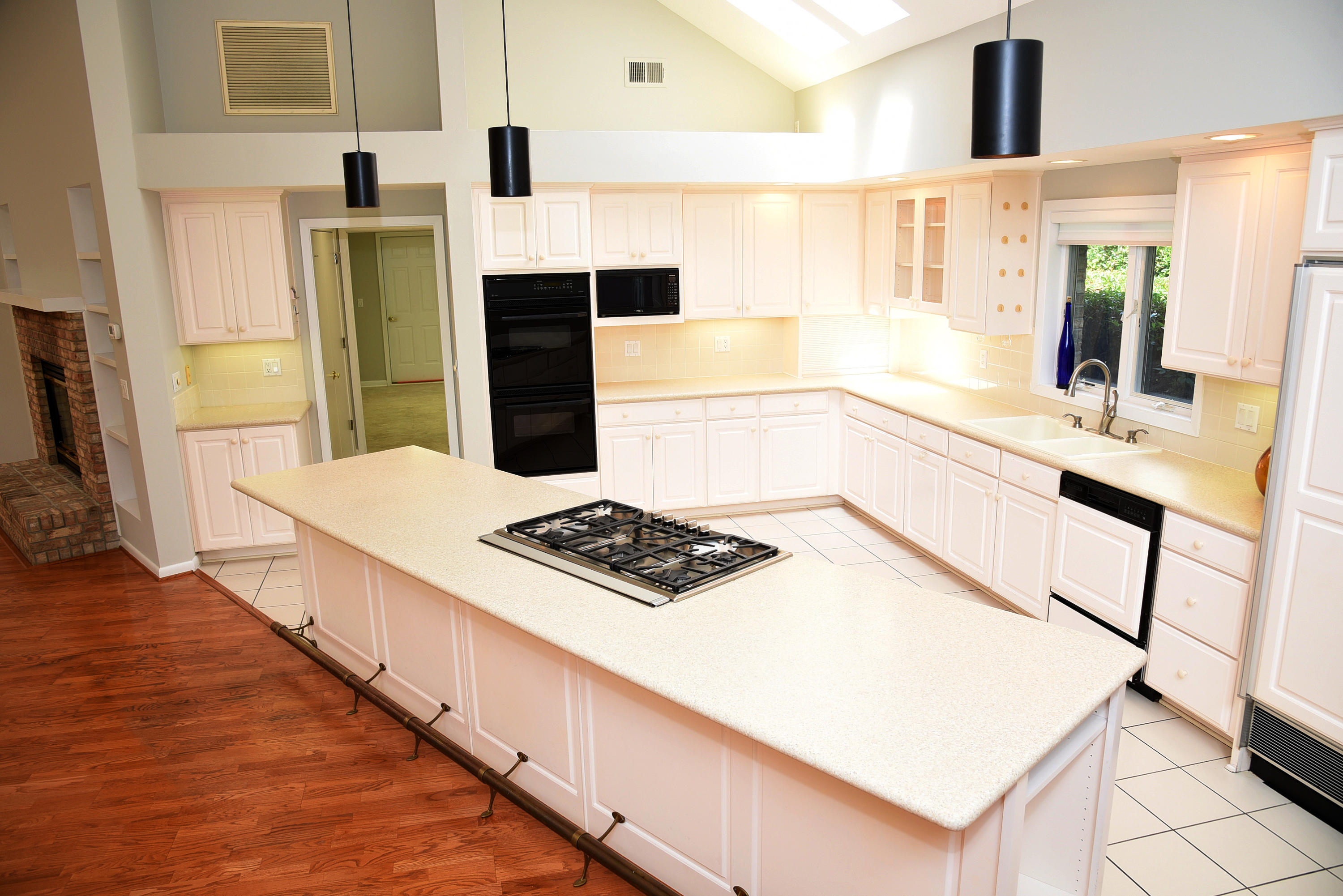 GLENLAKE PH 2 - Residential