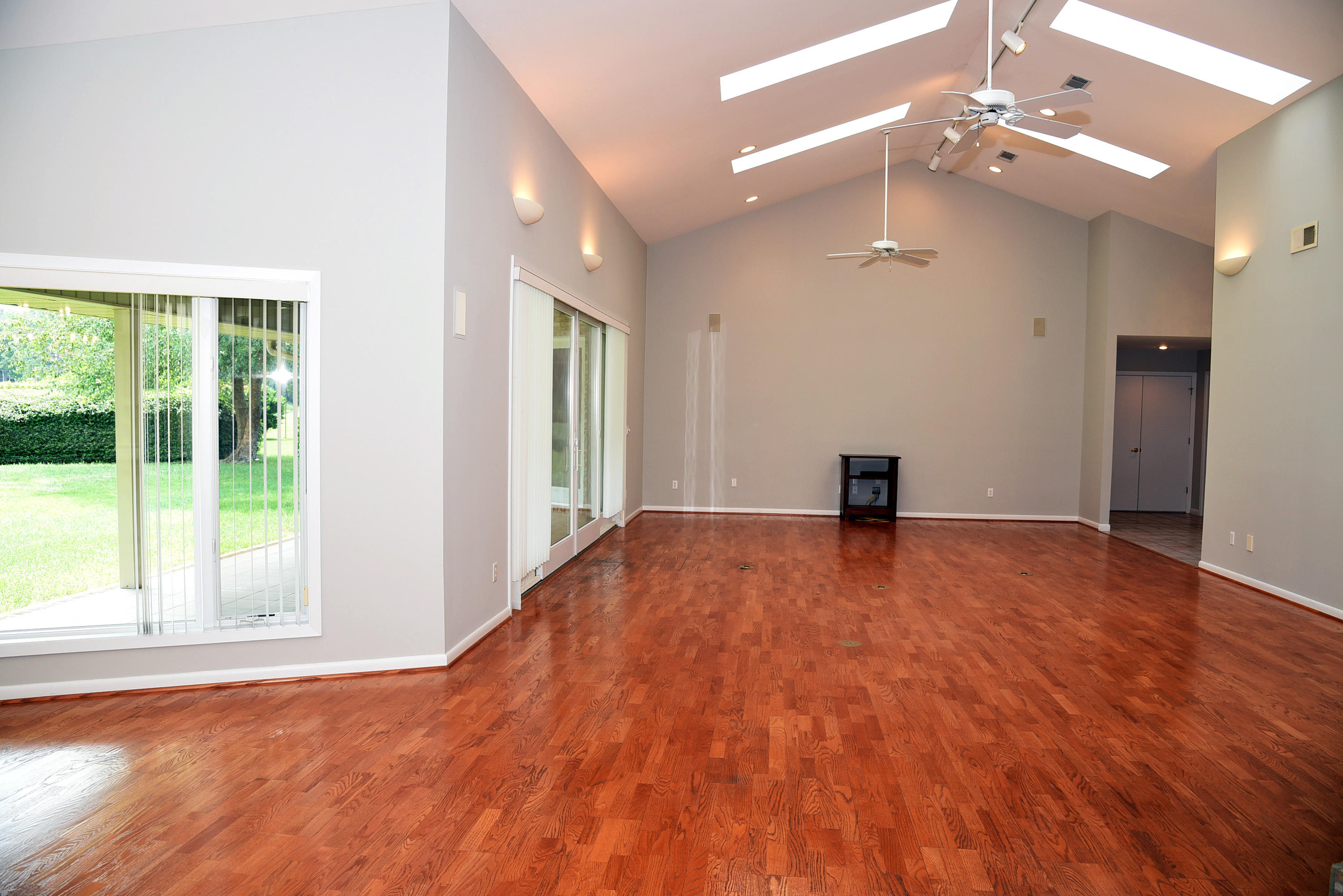 GLENLAKE PH 2 - Residential