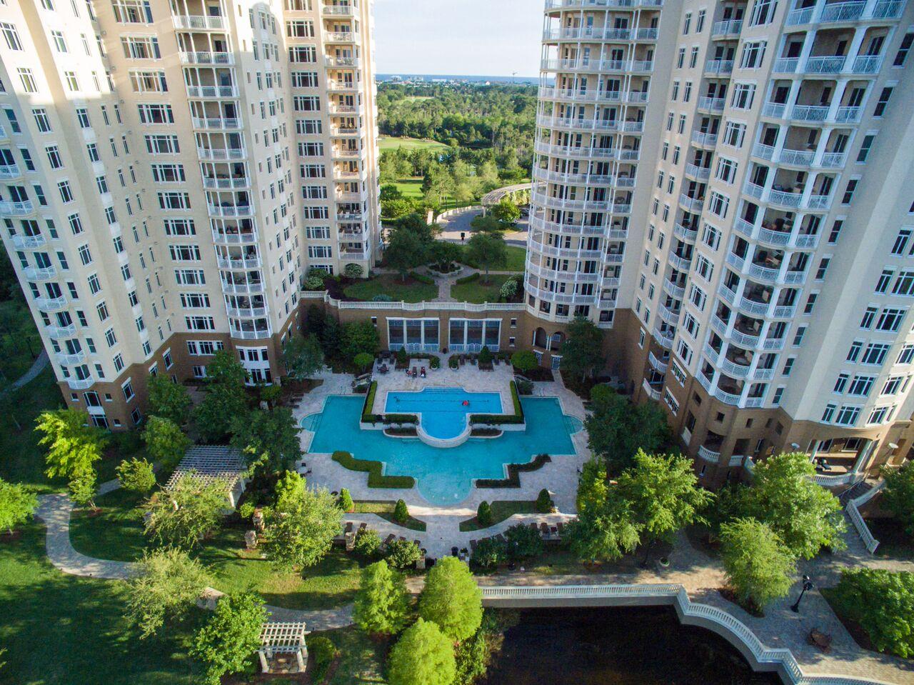 ONE WATER PLACE AT KELLY PLANTATION - Residential
