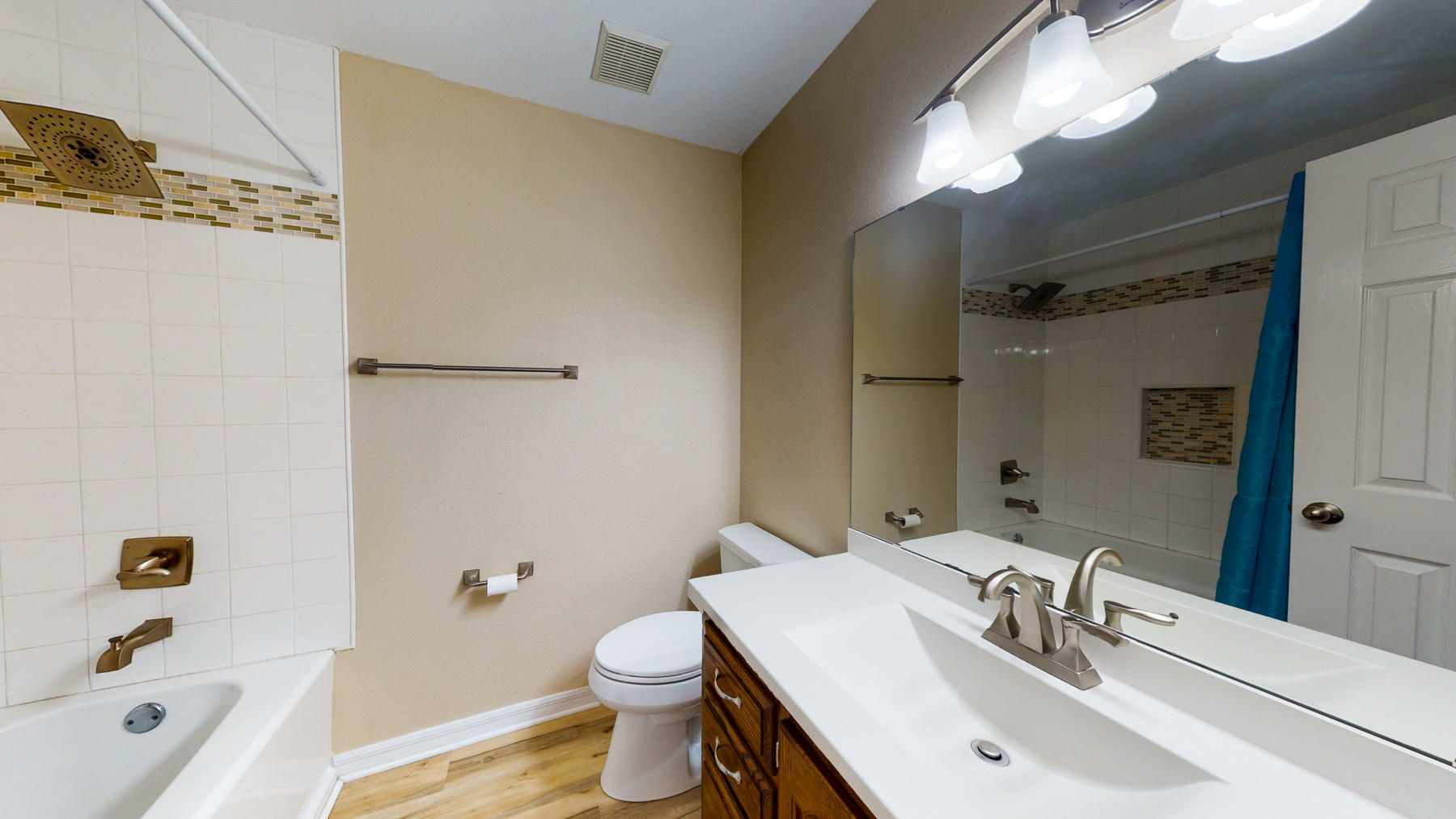 HOLLEY BY THE SEA - Residential