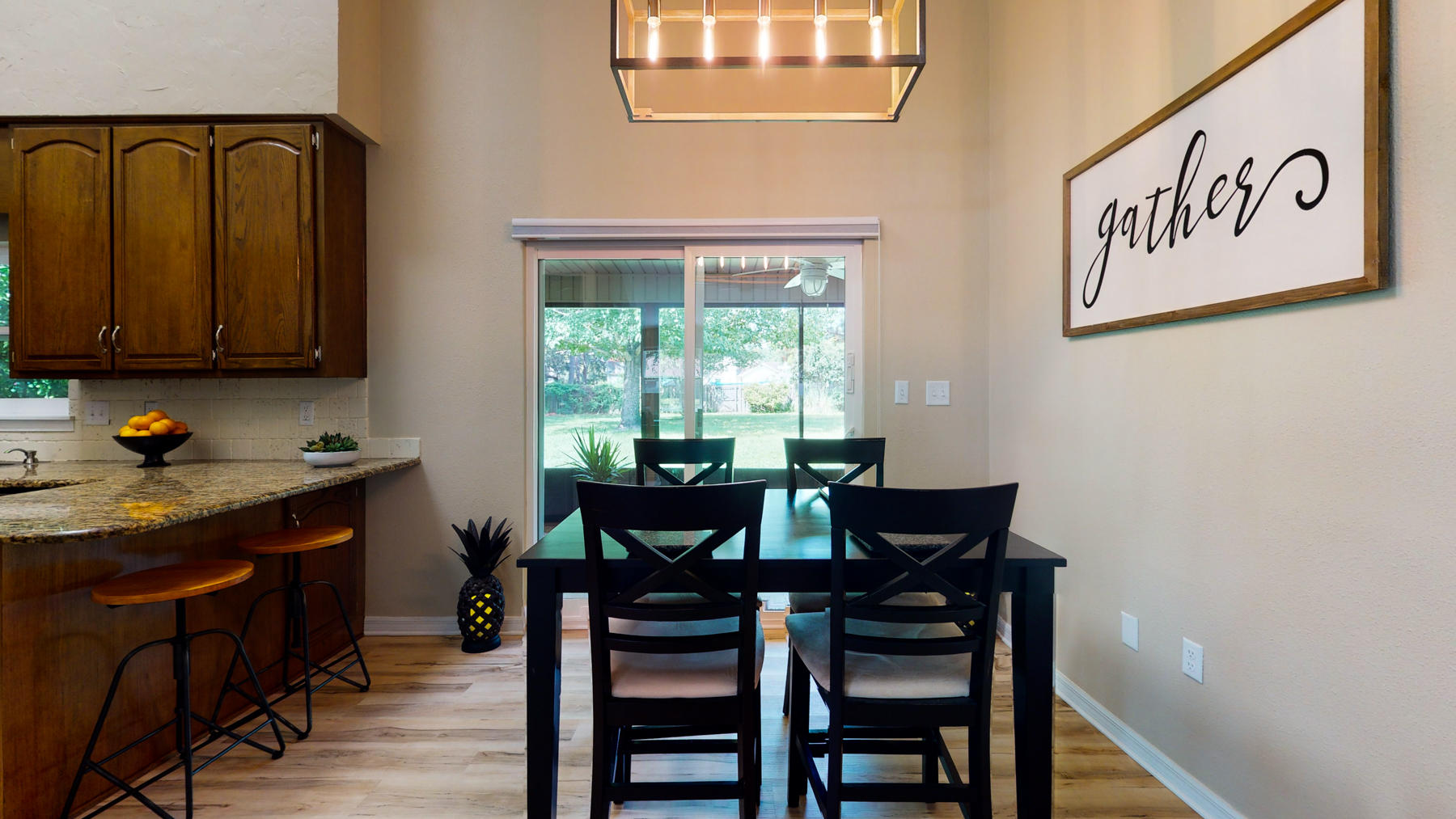 HOLLEY BY THE SEA - Residential